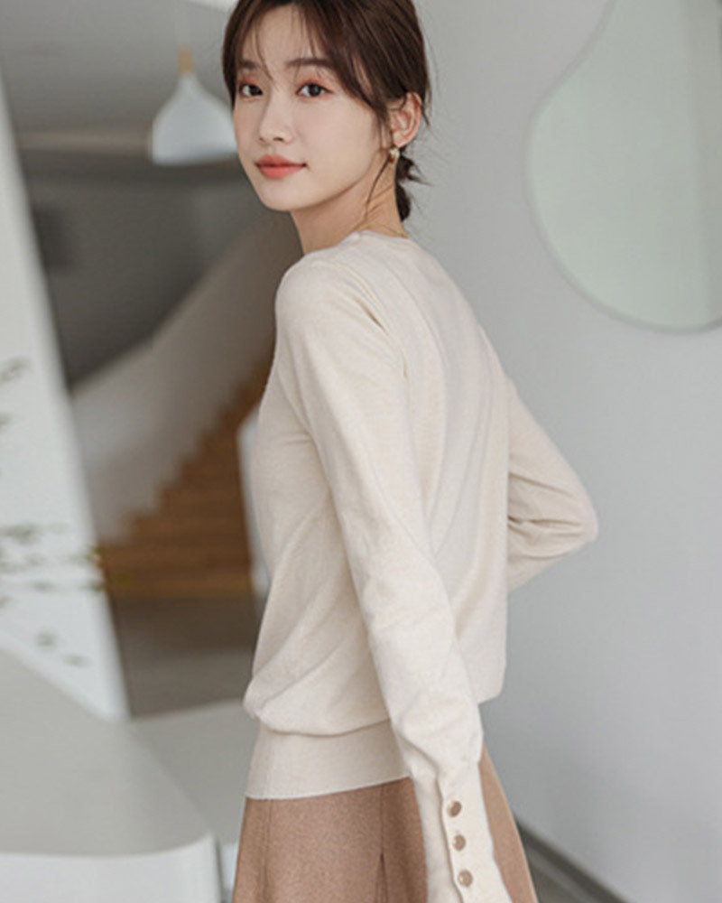 DEER.W 圓領純色金釦針織上衣 杏色