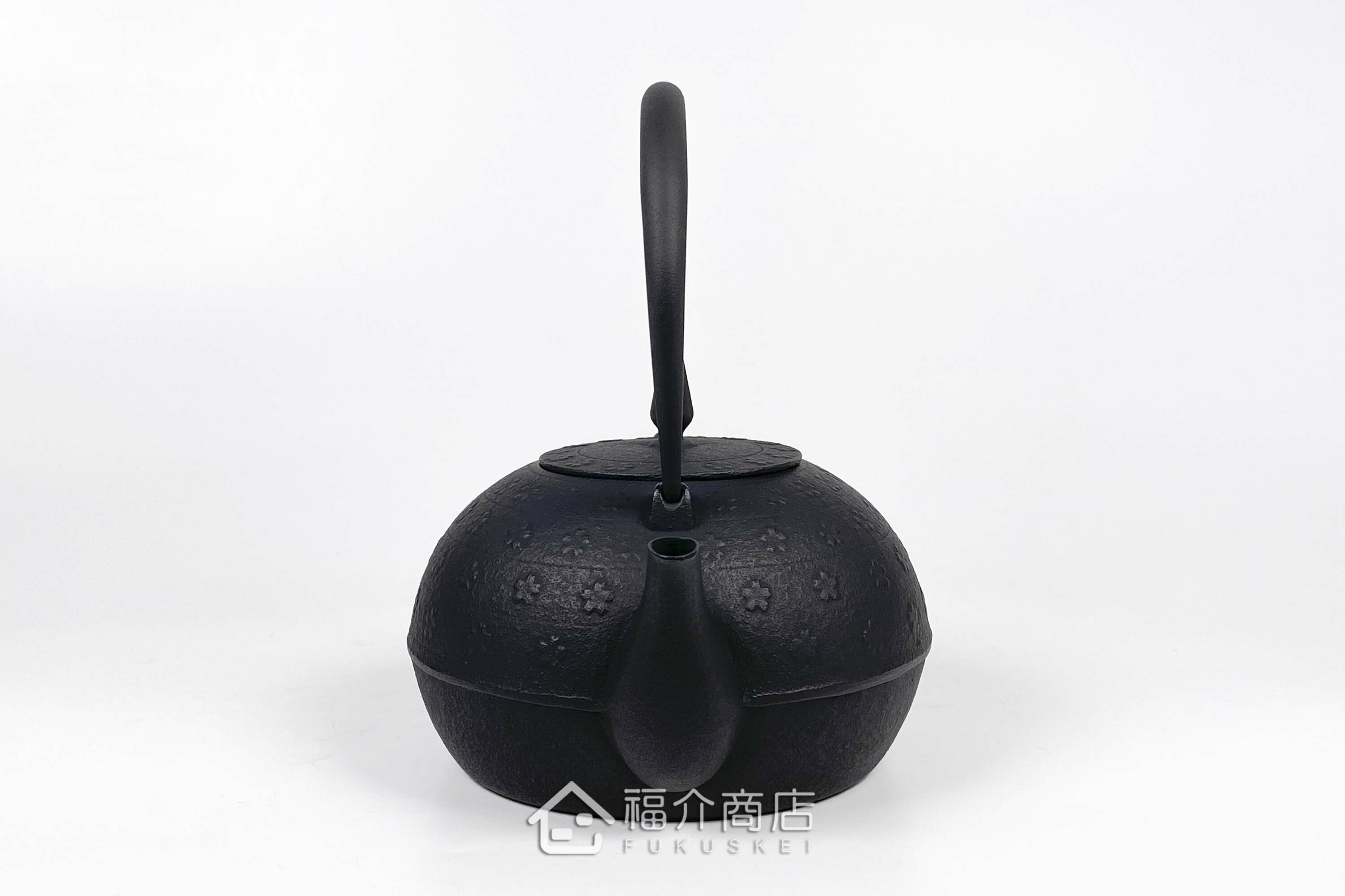 黑色的泡茶煮水鐵壺