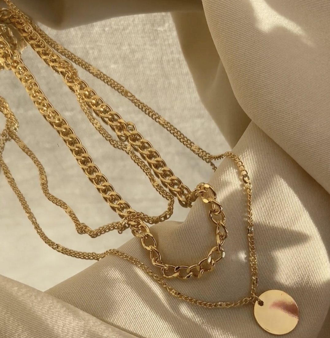 帶著口罩，也讓人目不轉睛！口罩時尚穿搭，教你搭配出屬於你的特色！