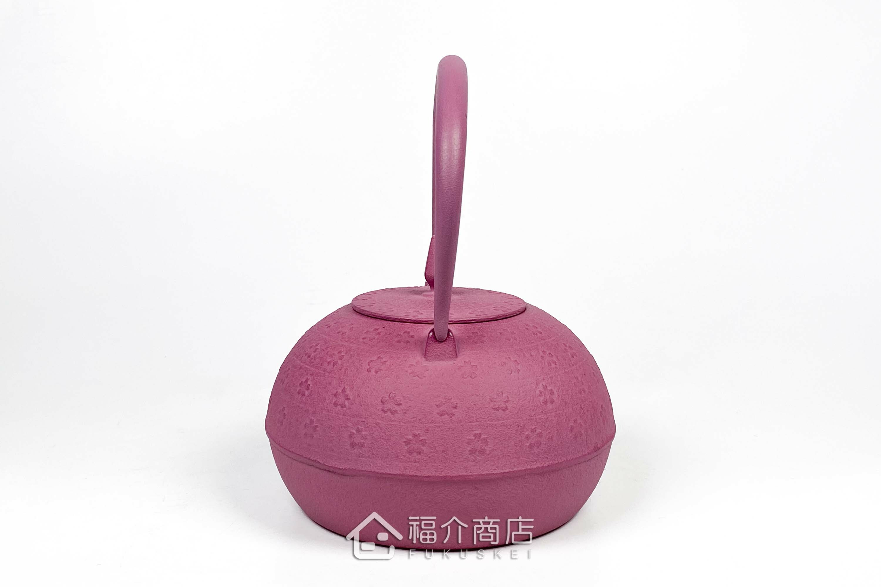 粉紅色的泡茶煮水鐵壺