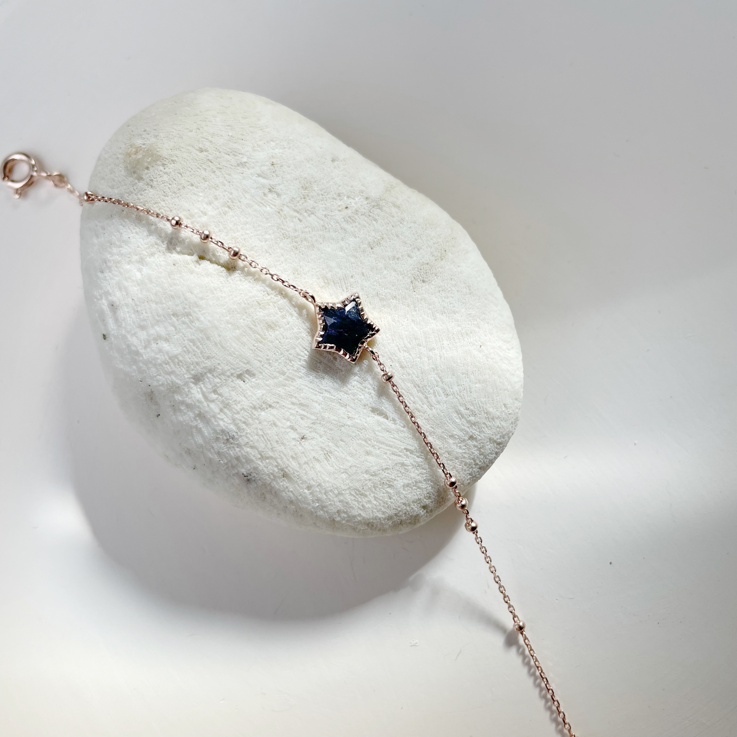 Chubby Star深藍瑪瑙triplets手鏈