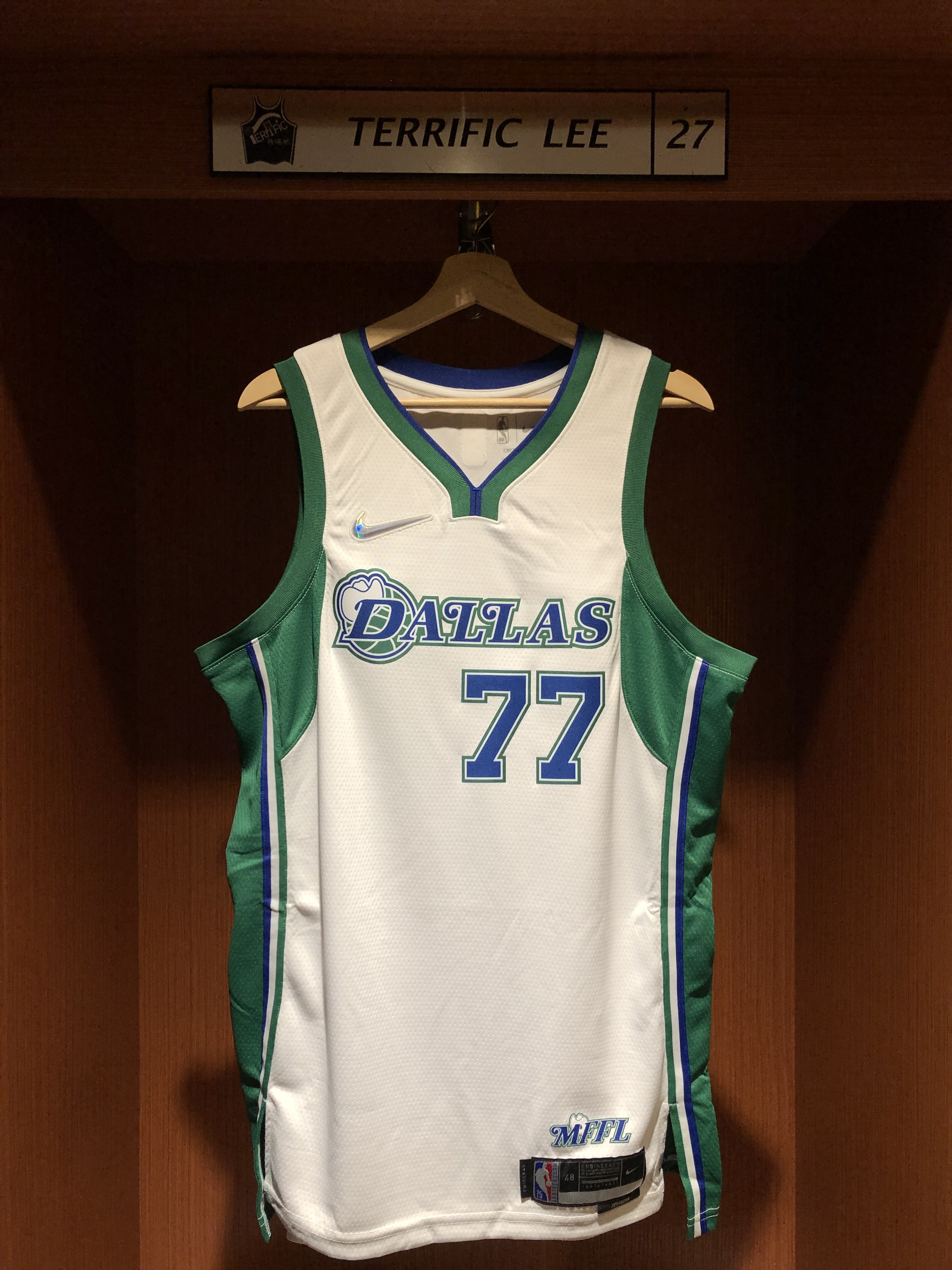 NBA球衣 Luka Doncic 達拉斯小牛城市 75周年 鑽石標 City Nike Swingman 球迷版 熱轉印 全新