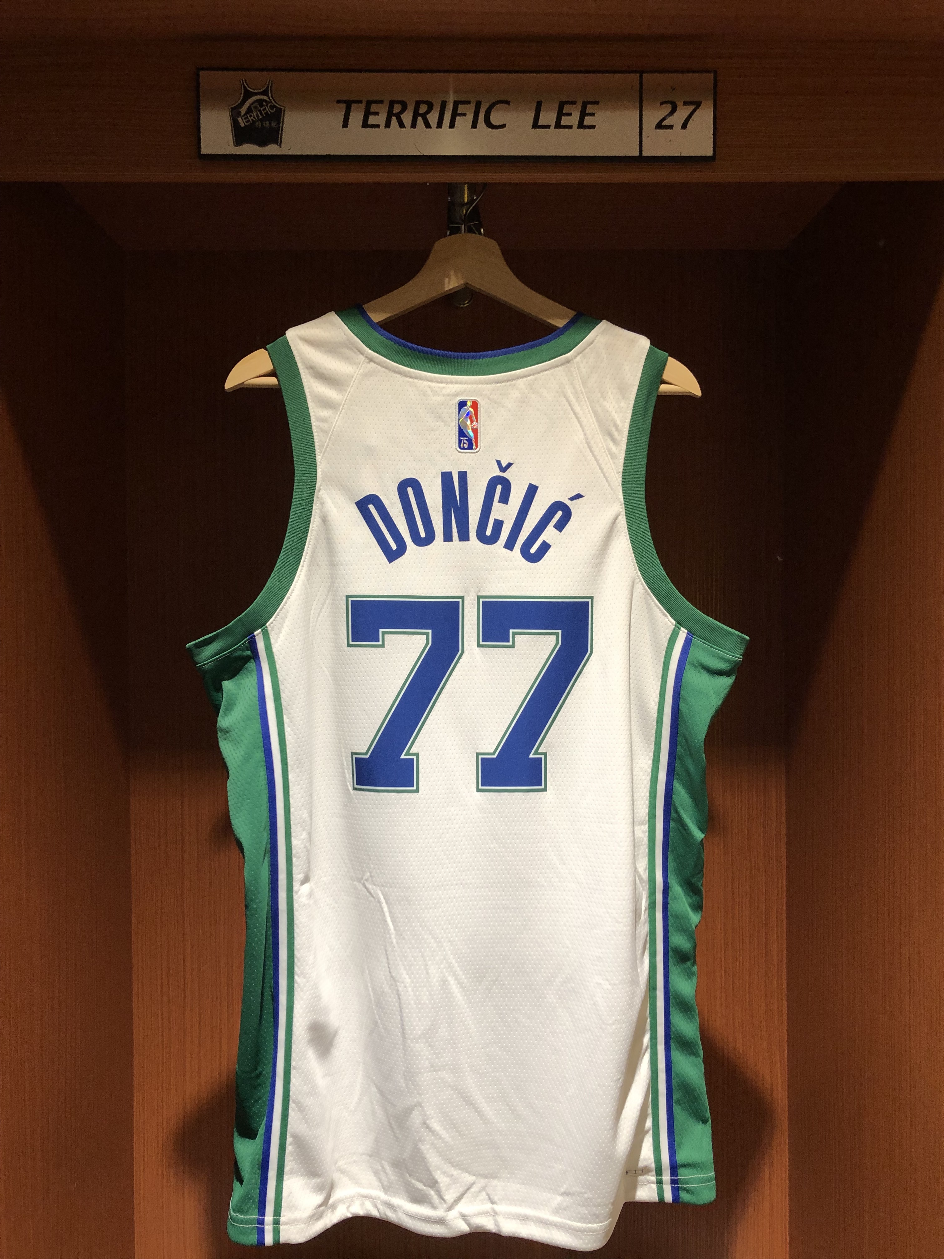 NBA球衣 Luka Doncic 達拉斯小牛城市 75周年 鑽石標 City Nike Swingman 球迷版 熱轉印 全新