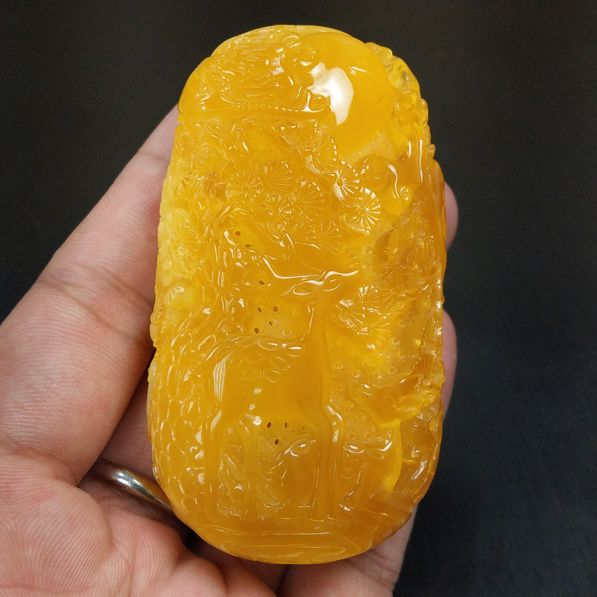 傳家收藏級天然波羅的海韓國回流老蜜蠟鶴鹿同春腰牌