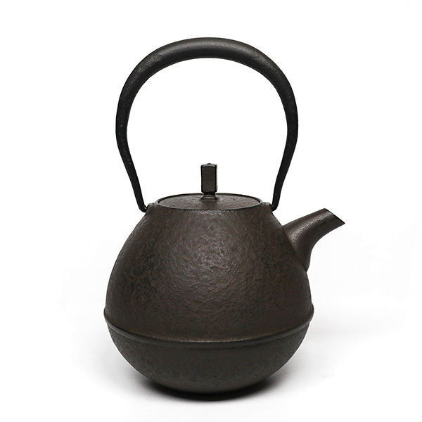 【空間鑄造】Egg 鐵壺0.9L-茶