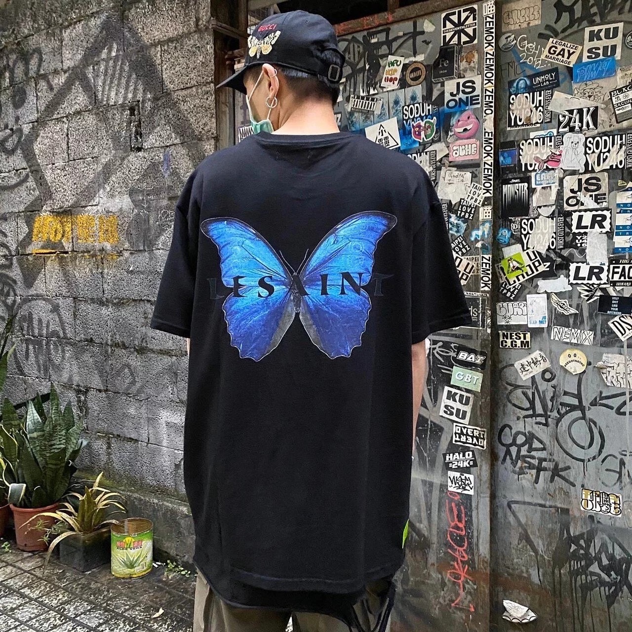 LESAINT 大蝴蝶 Logo 字體 短袖 韓國品牌