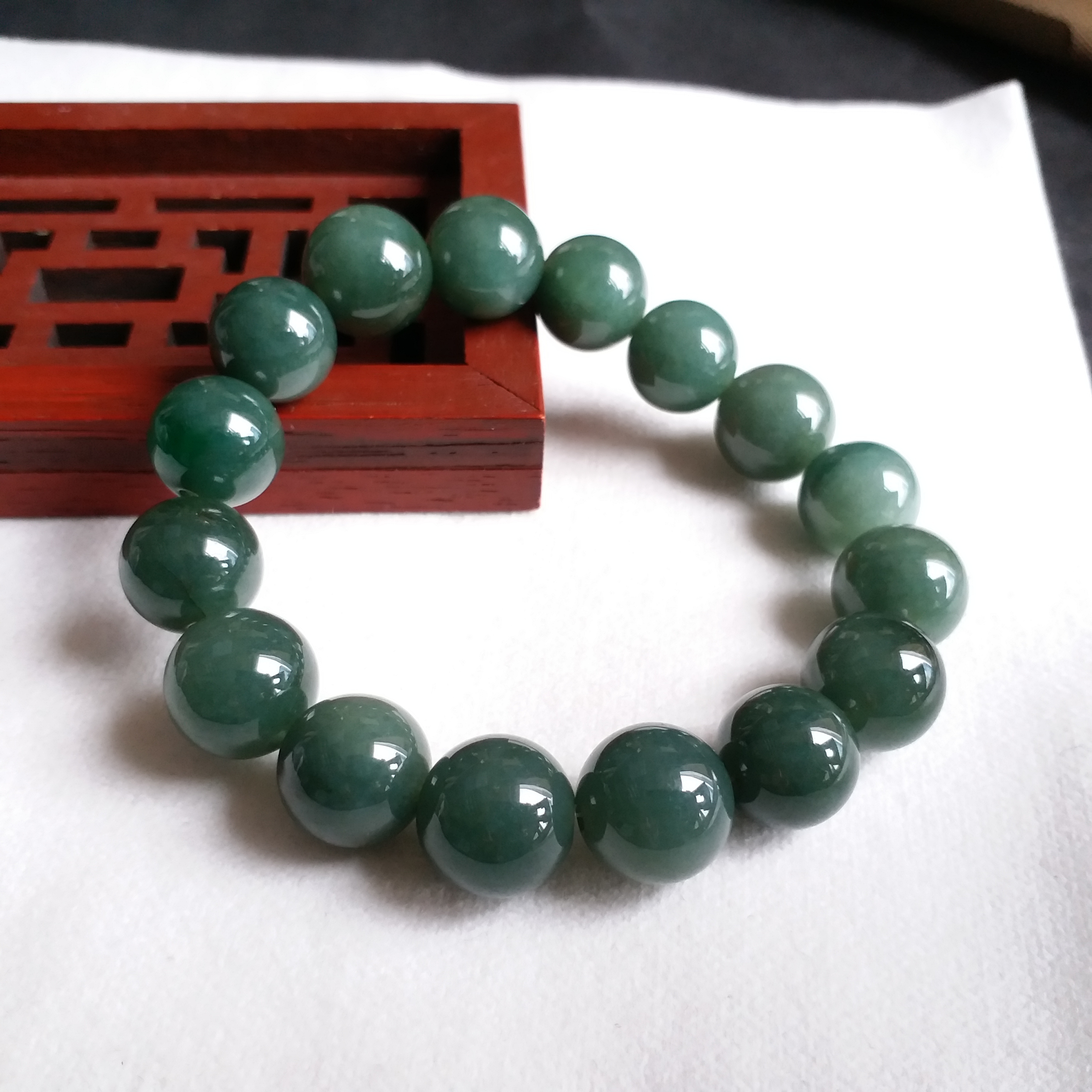 J1931 冰糯藍水手鍊 (13.5mm直徑)