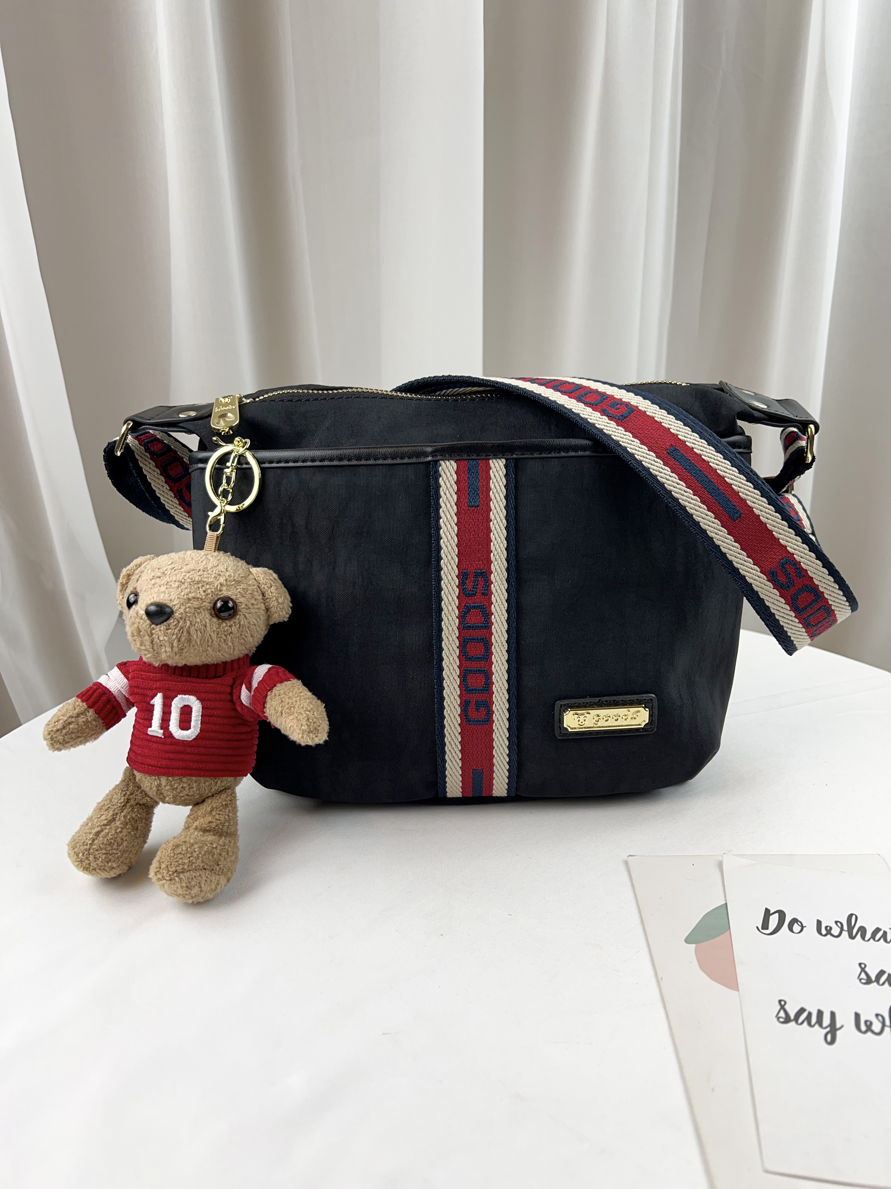 GOODS 織帶黑 防潑水側背包 附吊飾 #2174