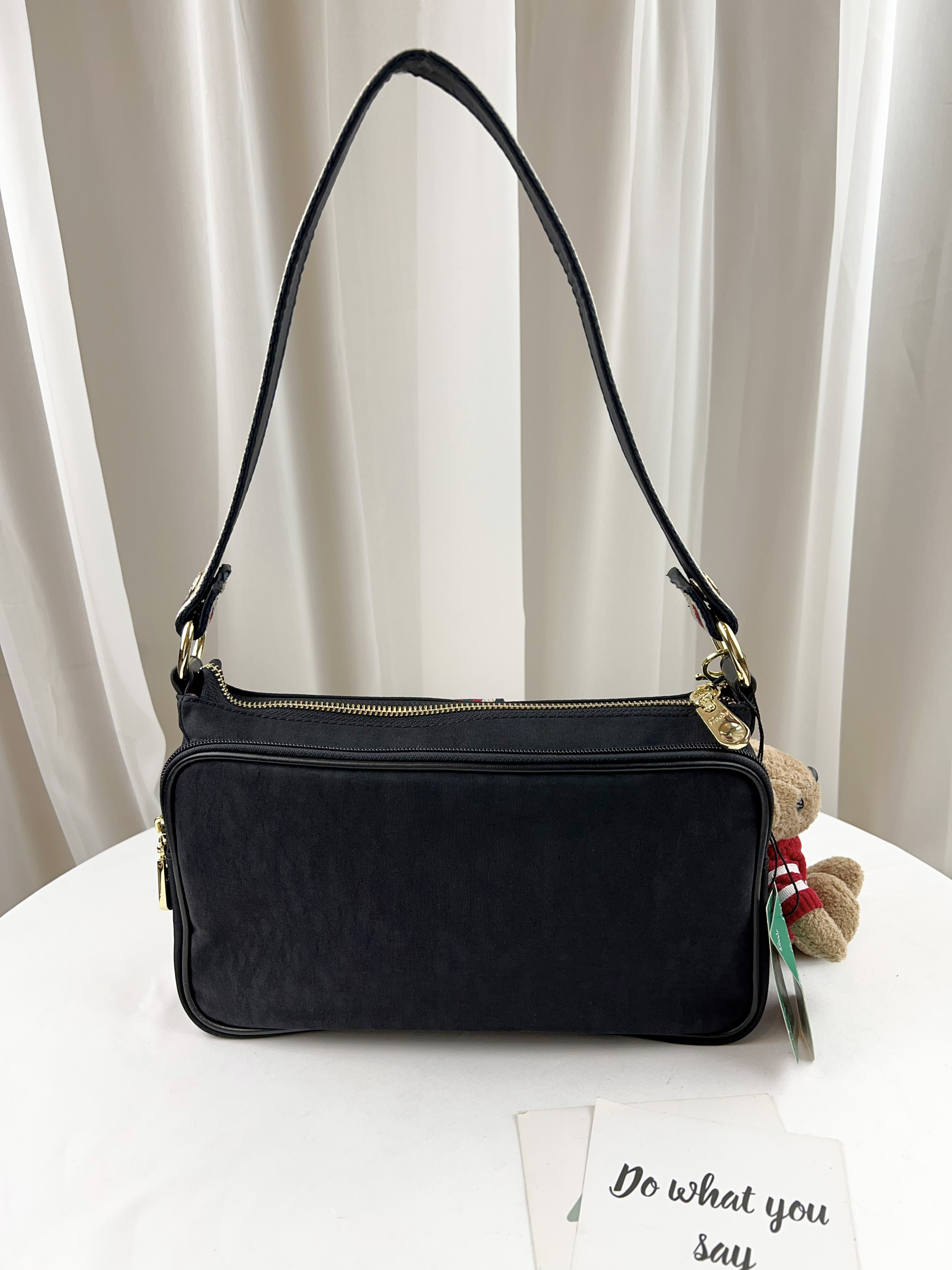 GOODS 織帶黑 防潑水肩背包 / 側背包 附小熊吊飾 #2048