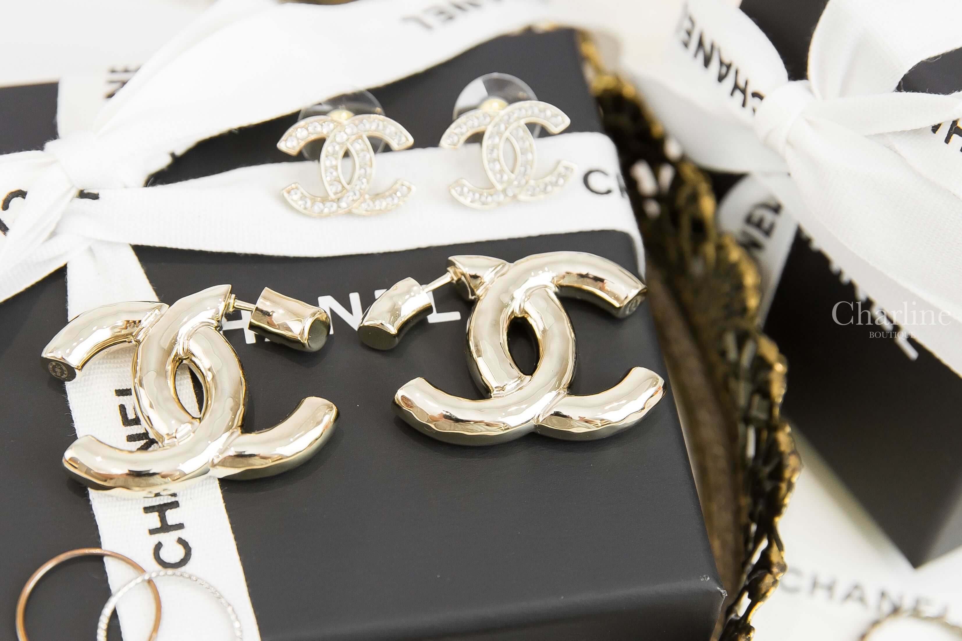 Chanel Earrings 金色金屬亮面CC耳環-Charline Boutique 精品代購