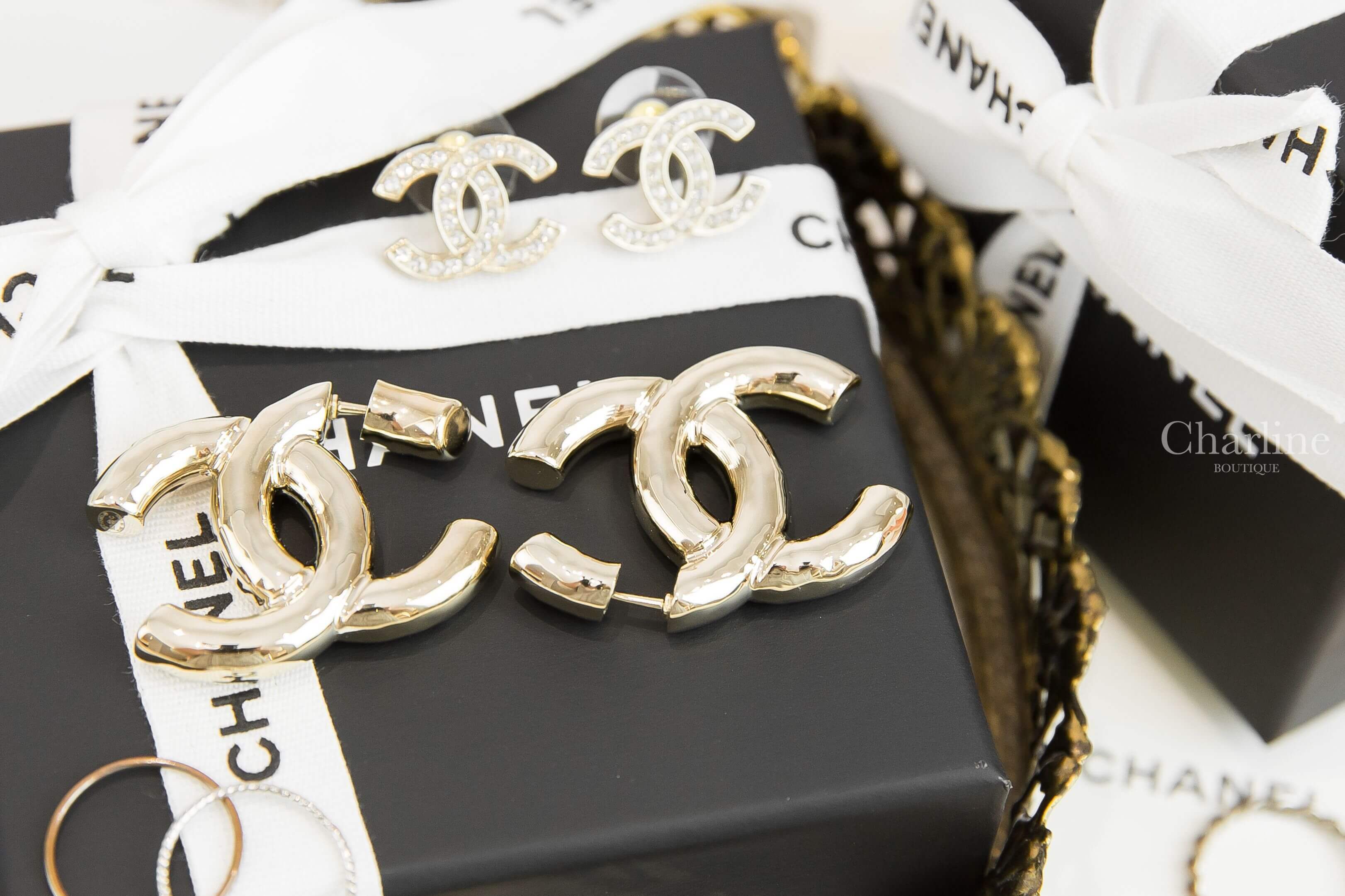 Chanel Earrings 金色金屬亮面CC耳環-Charline Boutique 精品代購