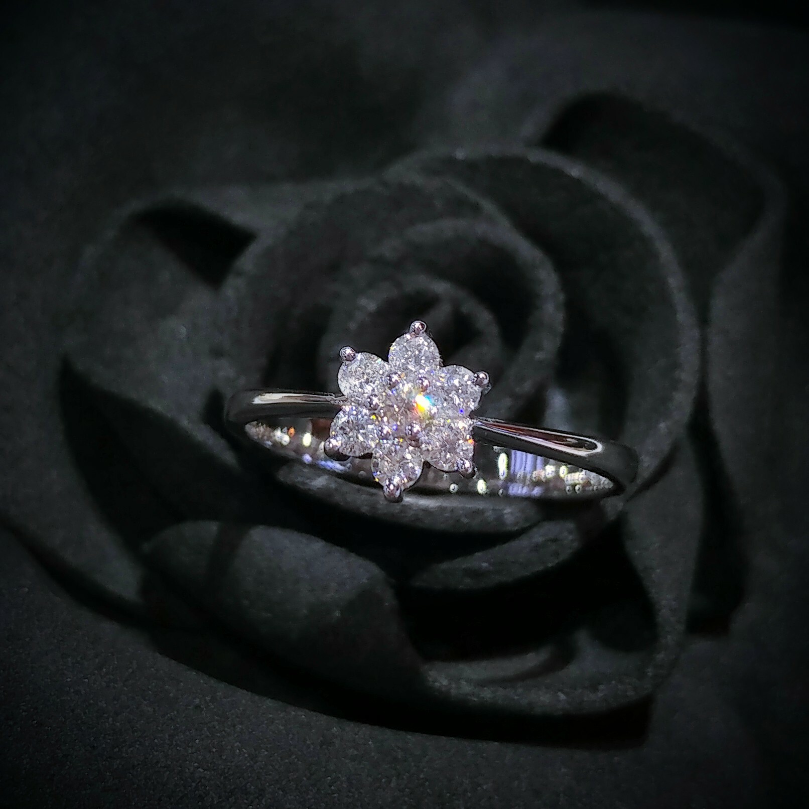 全新18K白金25份鑽石戒指