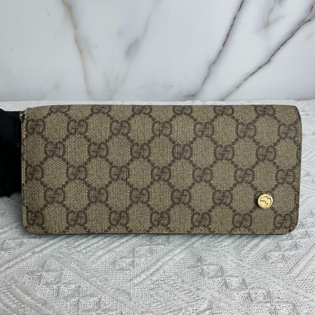 Gucci long wallet