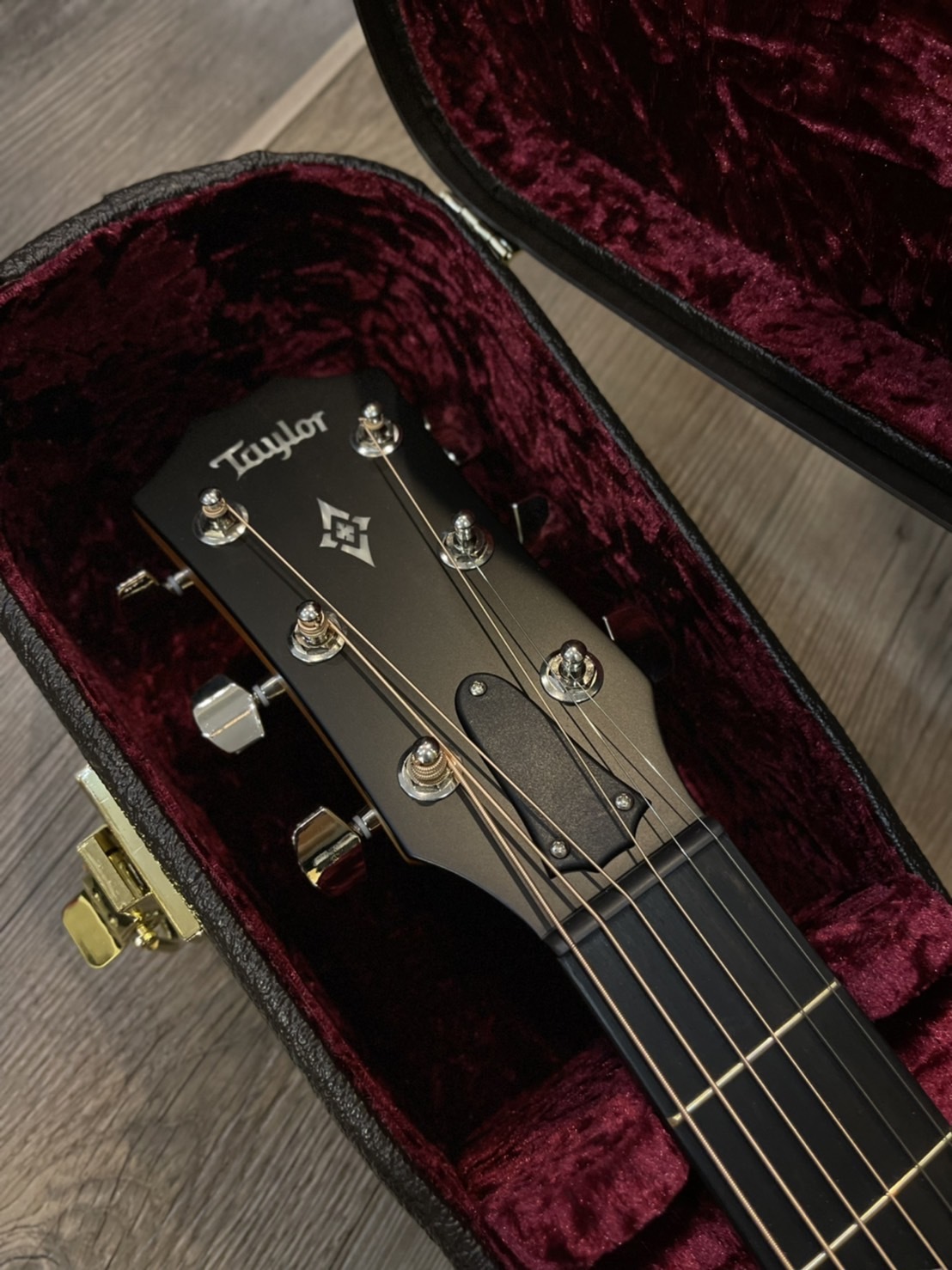 Taylor 414ce 電木吉他 全單板 41吋 含原廠硬盒【全新V-Class力木系統】