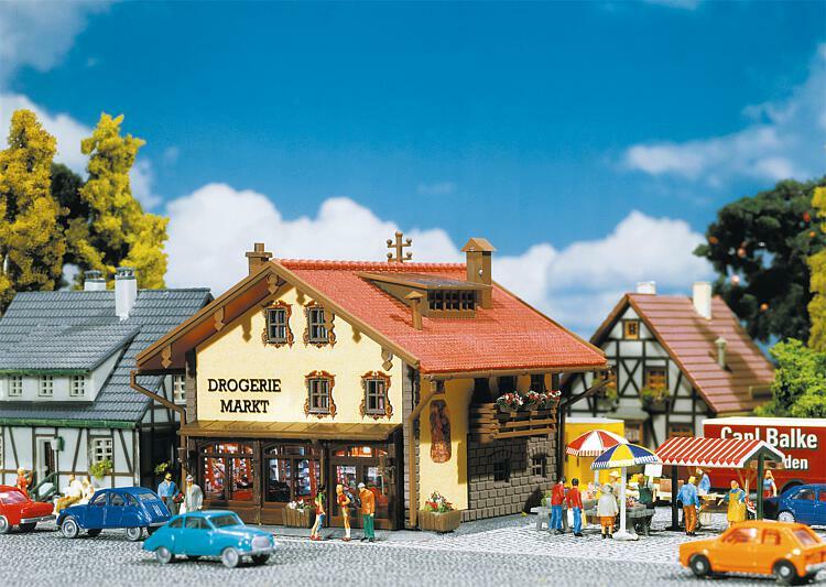 Faller 231709 N規 Chemist’s shop 藥品店