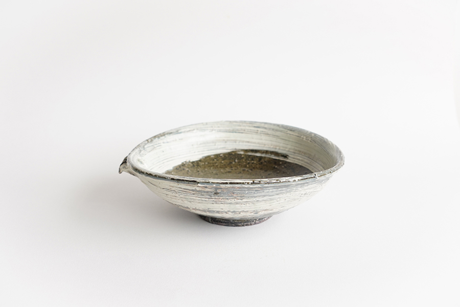 額賀円也-刷毛目 片口 平缽