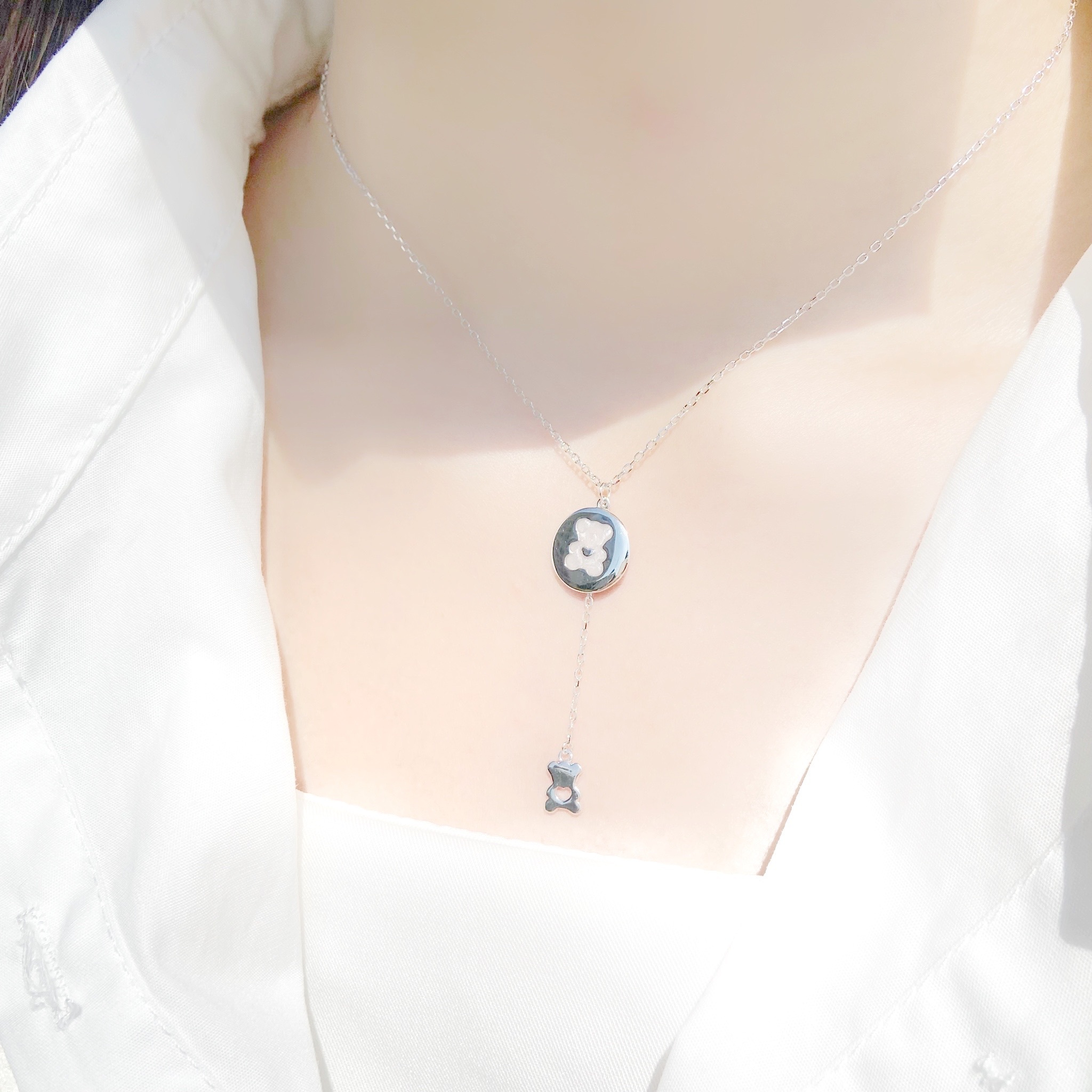 | 925 Silver・White Gold・Rose Gold | Flipped Little Bear Necklace（Silver / Rose Gold） | NE0410 |