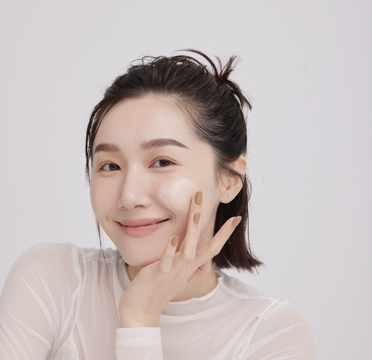 想要擁有好的膚質，從正確的洗臉方式開始，簡單又溫和，皮膚越洗越嫩！