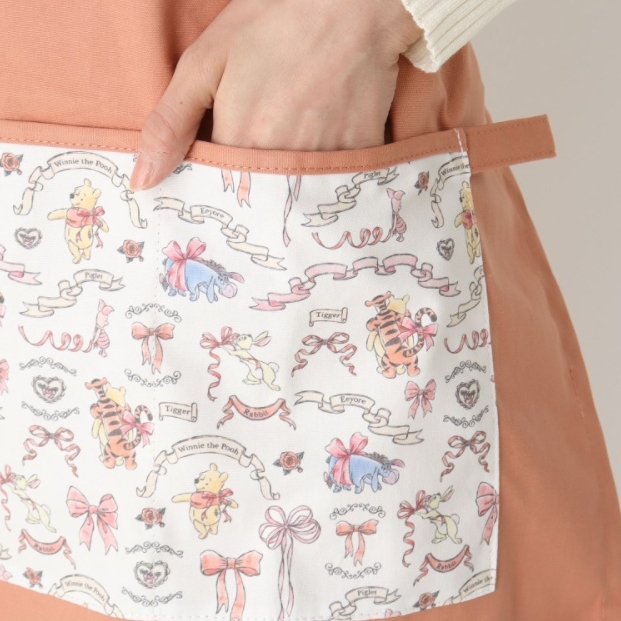 【現貨】【POOH X IT'S DEMO聯名】日本迪士尼維尼廚房圍裙