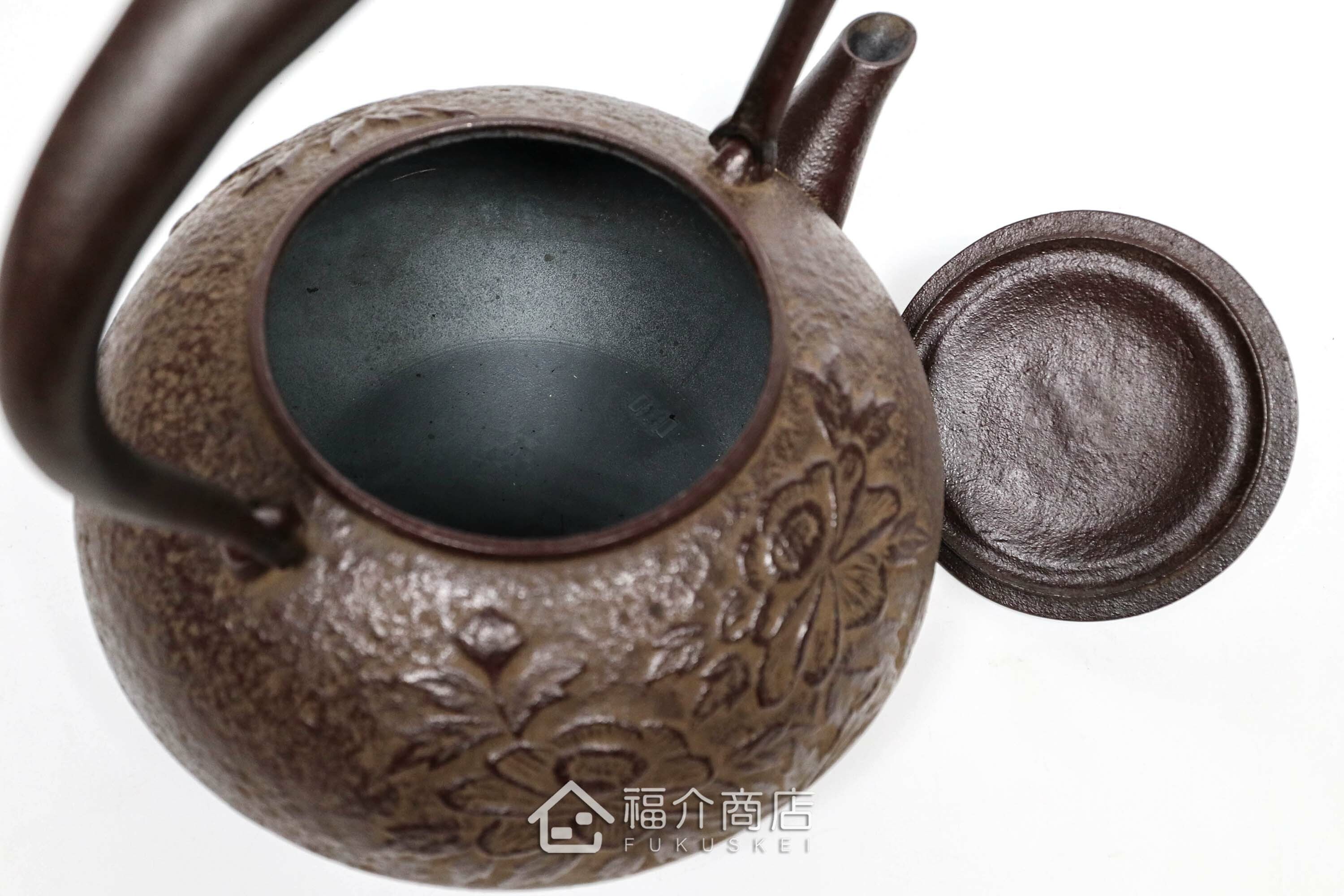 煮水泡茶用的日本製南部鐵器鑄鐵壺