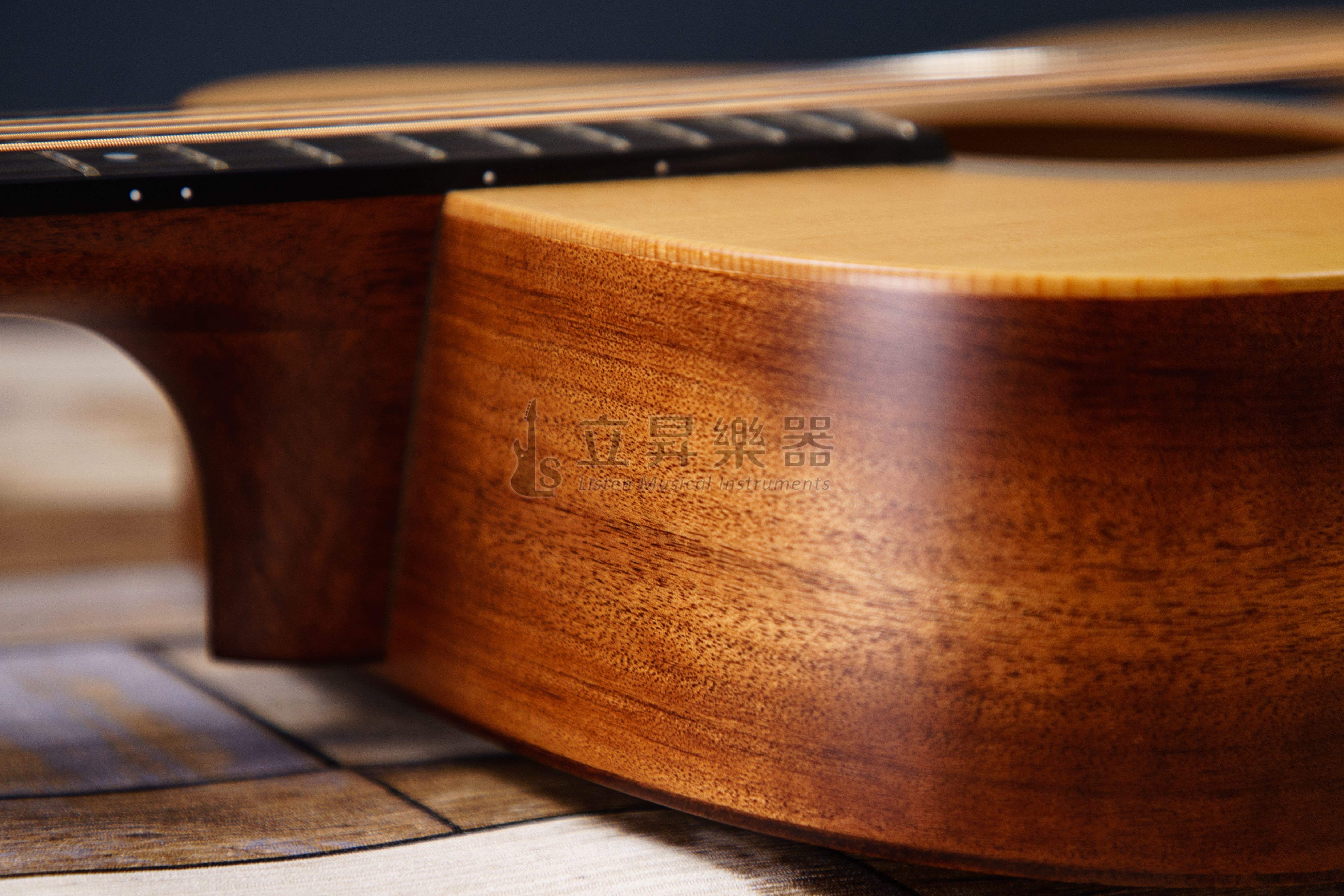 SIGMA SIGMA OMM-ST 雲杉木面單板 桃花心木側背板 OM桶身 牛骨弦枕 面單 第 4 張圖片｜三峽鼓 / 打擊