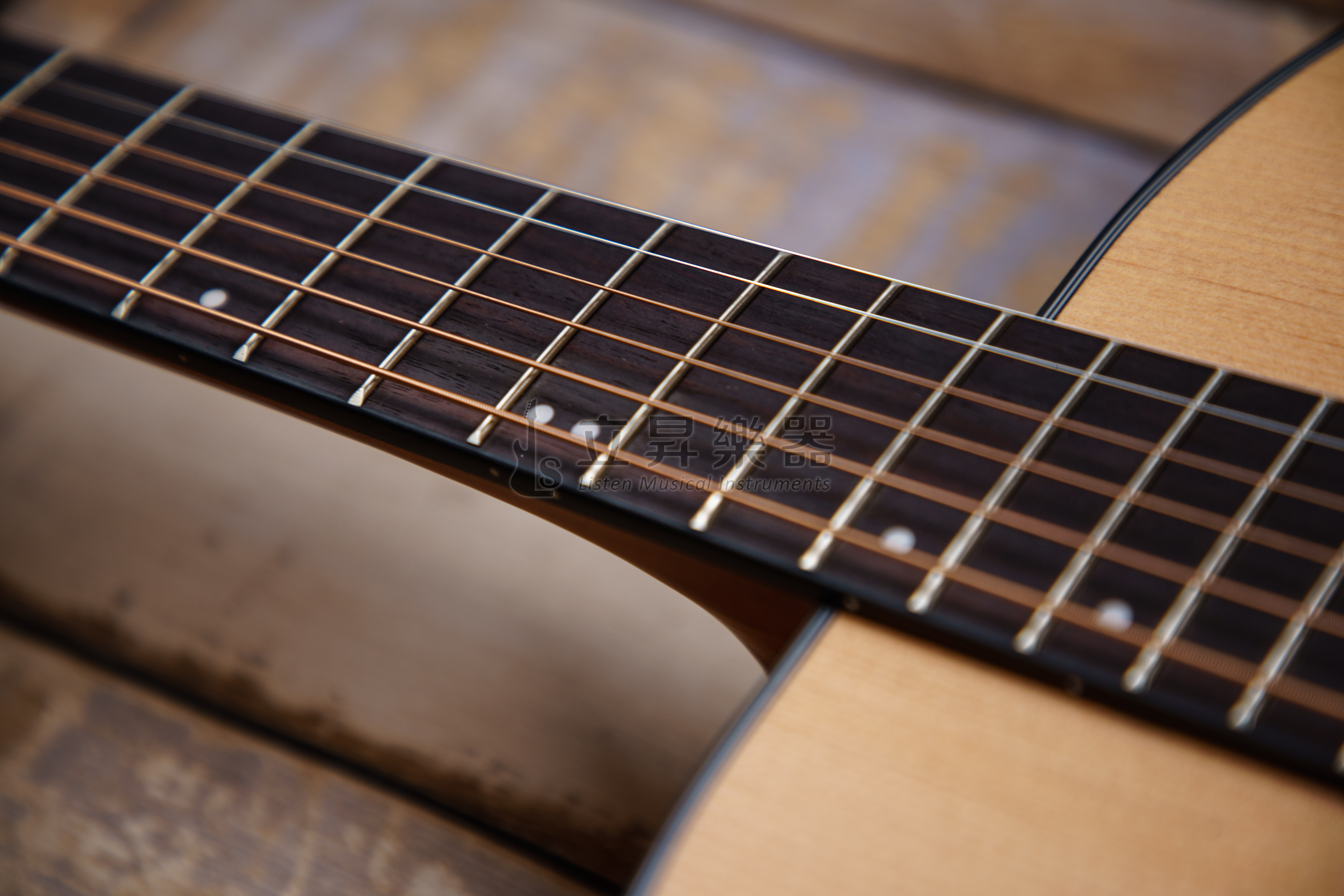 UMA UMA OM-15 雲杉面板 桃花心側背板 40吋 合板 附原廠灰色厚袋 OM15 UMA15 入門首選 第 3 張圖片｜三峽配件 / 週邊