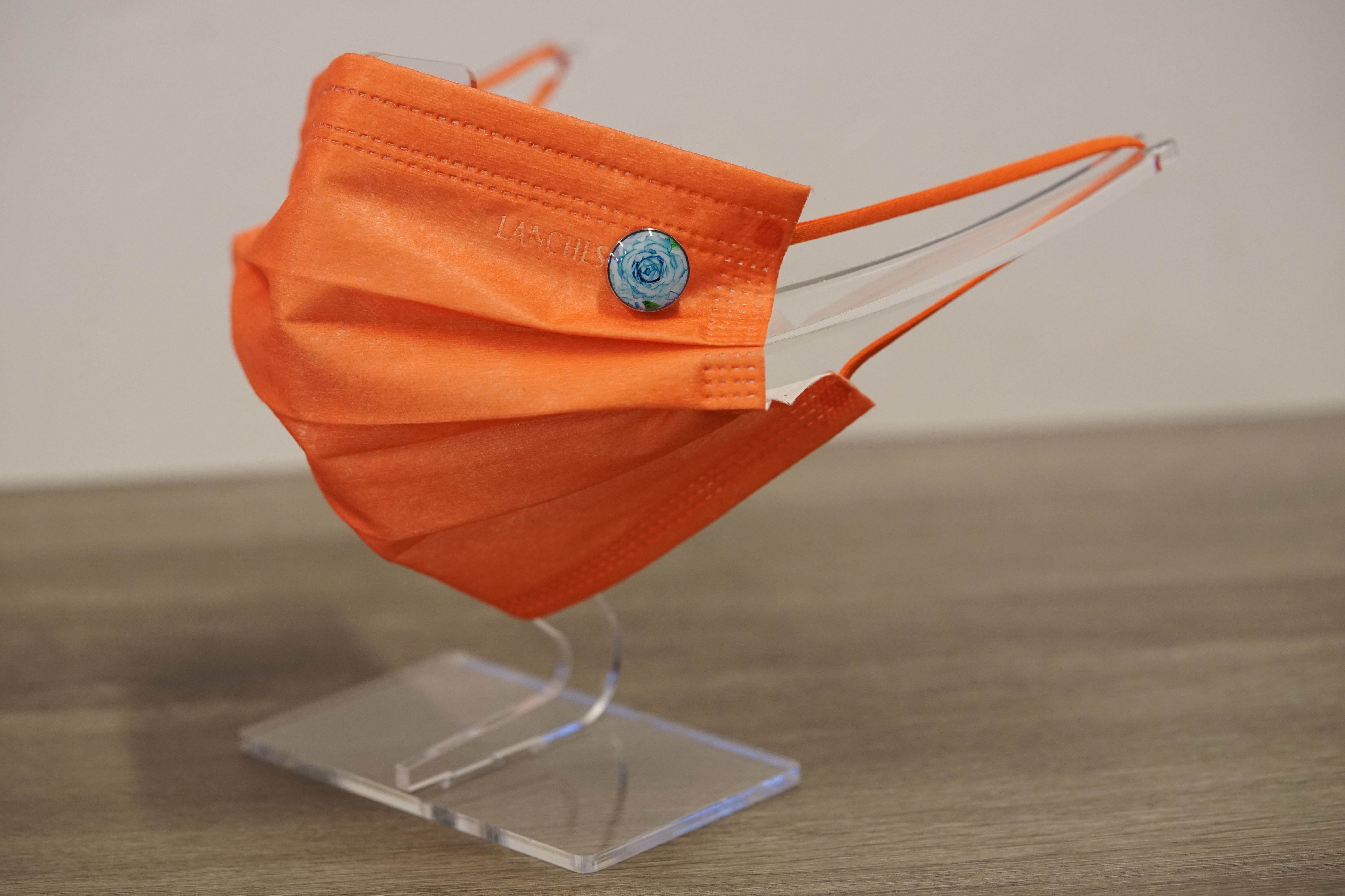 15mm 玫瑰 圖案香薰扣 香精油釦 精油飾物 口罩/衣領適用 磁石釦 口罩香薰夾 (藍色)(連6片顏色隨機的可重用棉片)(隨機送上口罩3片)