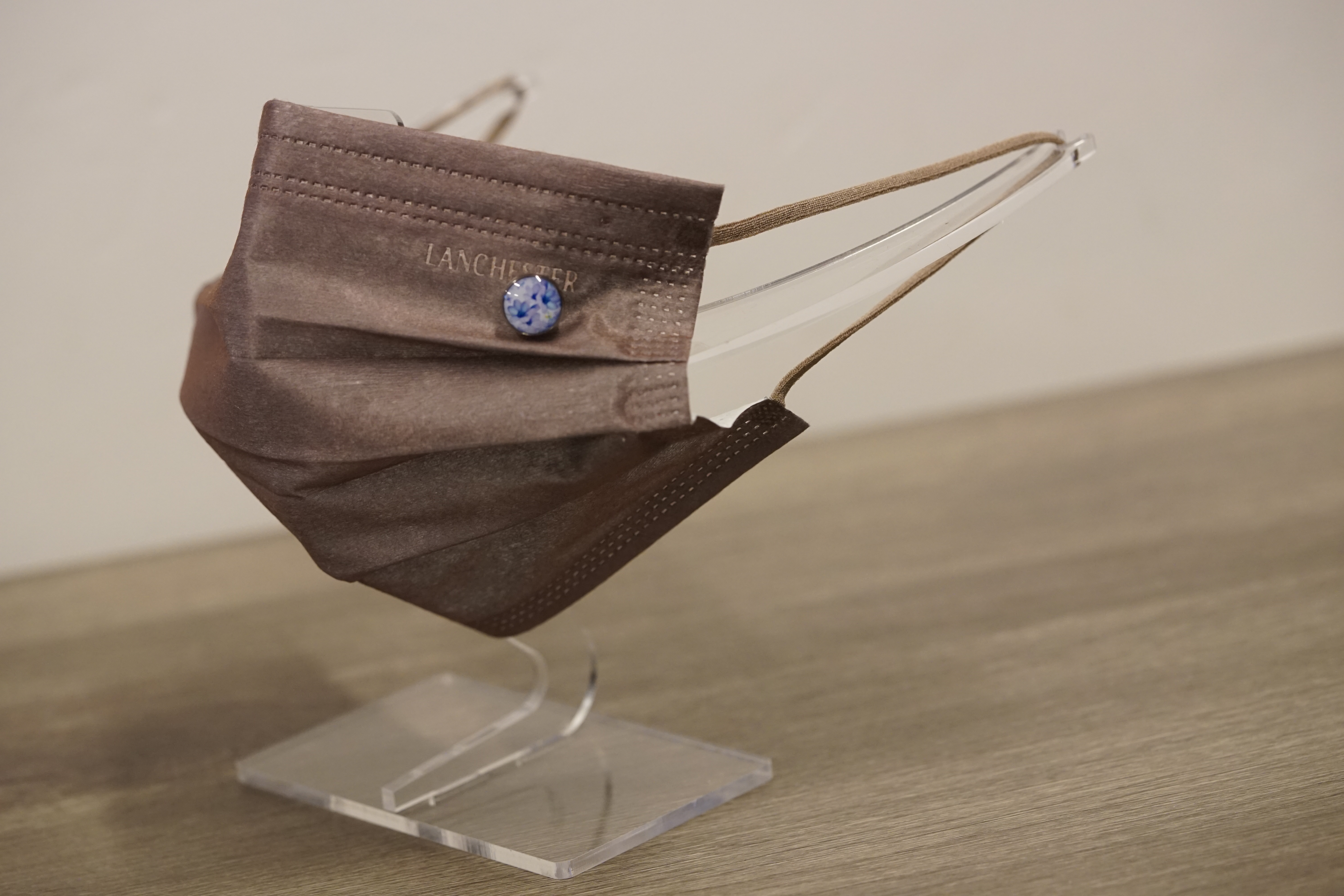 12mm 紫花 圖案香薰扣 香精油釦 精油飾物 口罩/衣領適用 磁石釦 口罩香薰夾 (銀色)(連6片顏色隨機的可重用棉片)(隨機送上口罩3片)