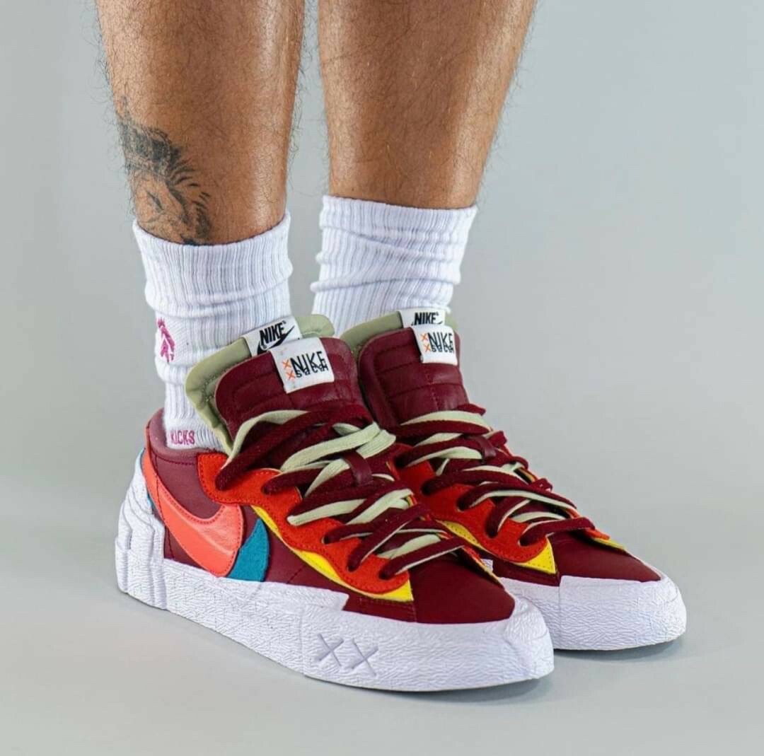KAWS × SACAI × NIKE BLAZER LOW TEAMRED DM7901-600 三方聯名限定 紅色解構鞋