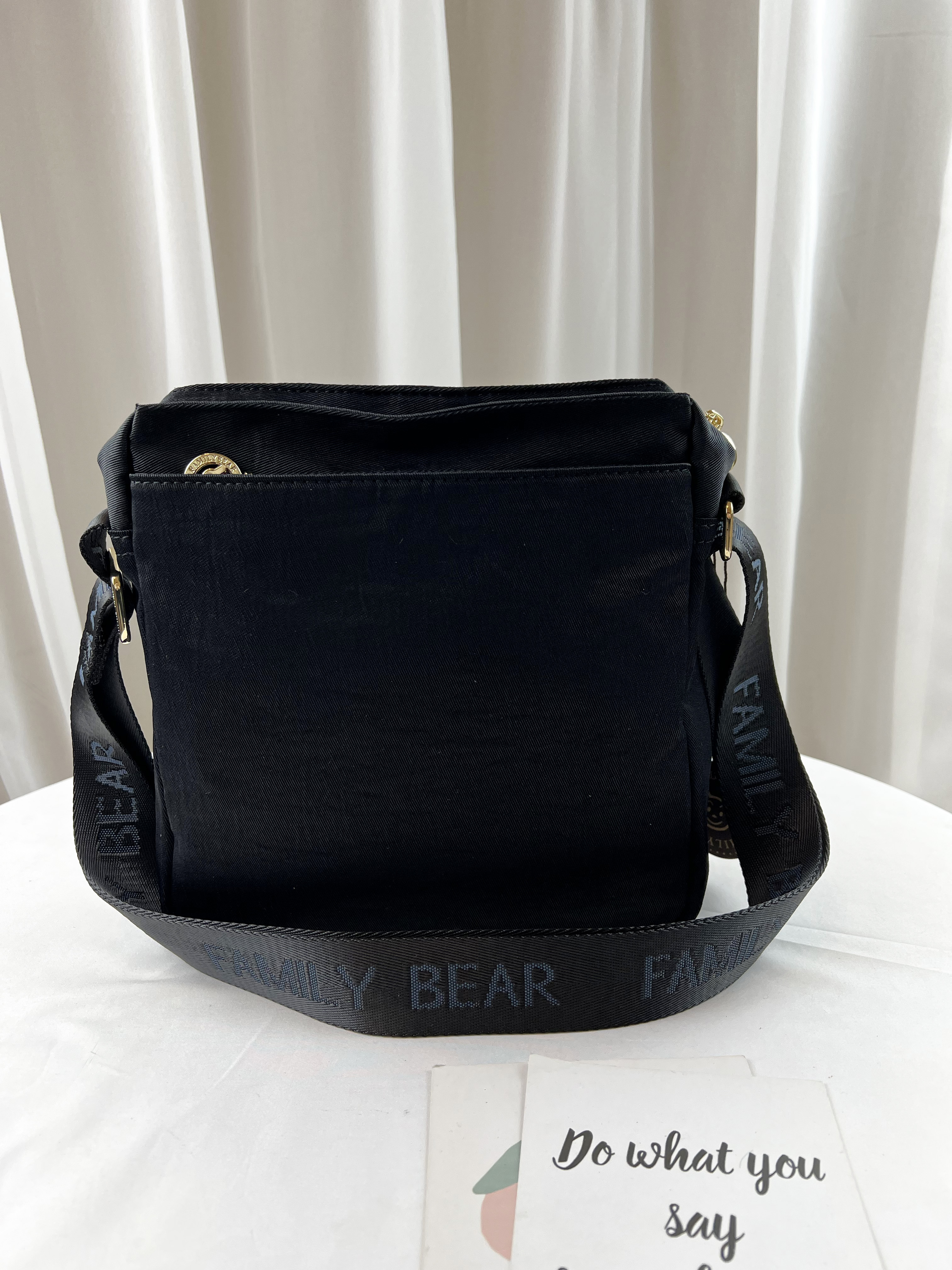 FamilyBear 黑桃蝴蝶花 防潑水側背包  #29301