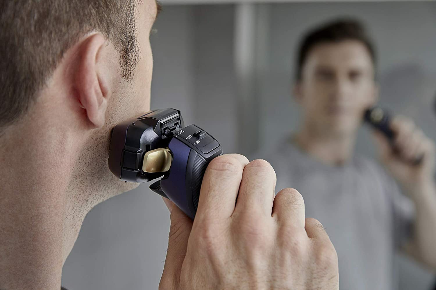 Panasonic ES-LV67 Electric Shaver