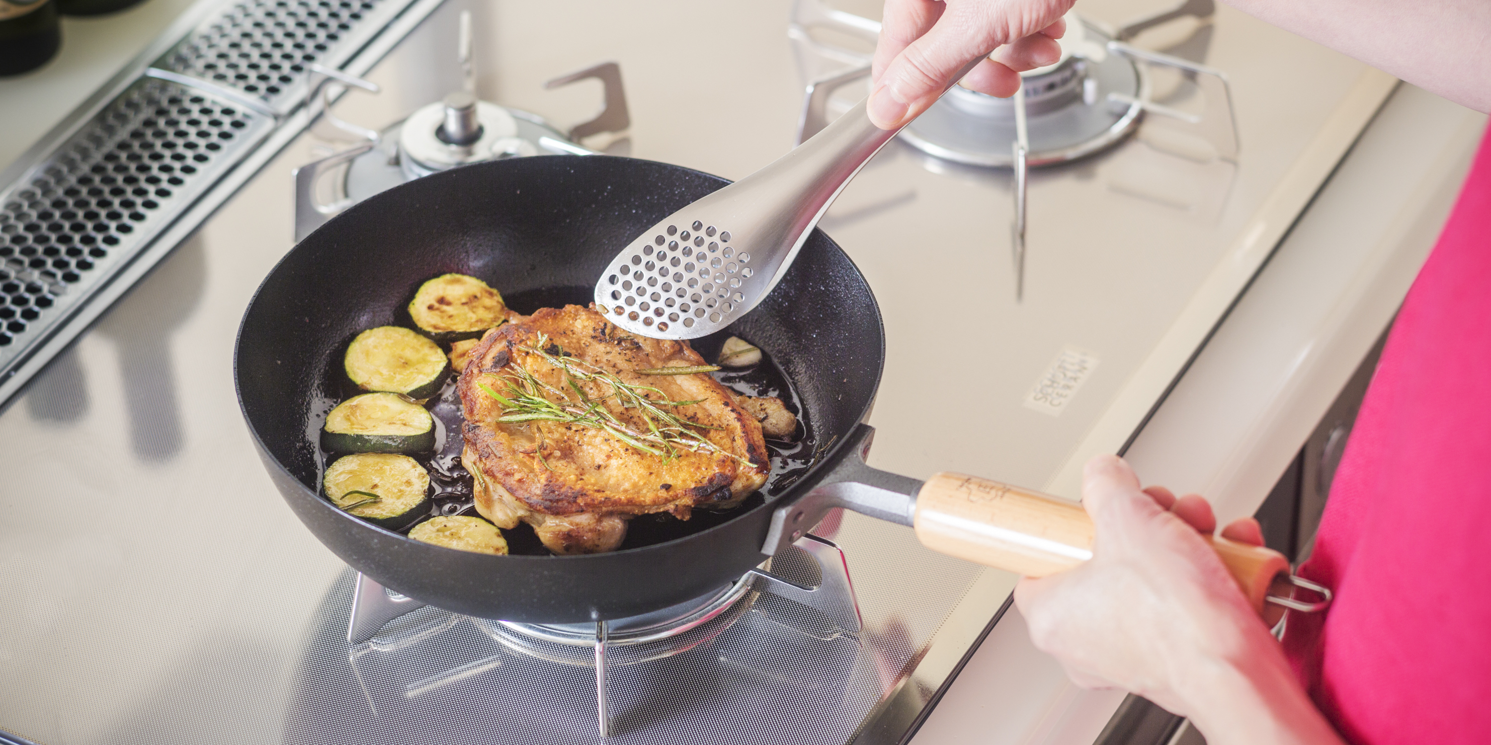 日本Takumi 平底鐵鍋 24CM  (日本製)