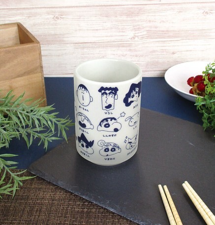 日本蠟筆小新陶瓷瓦杯 (家人) (日本製)