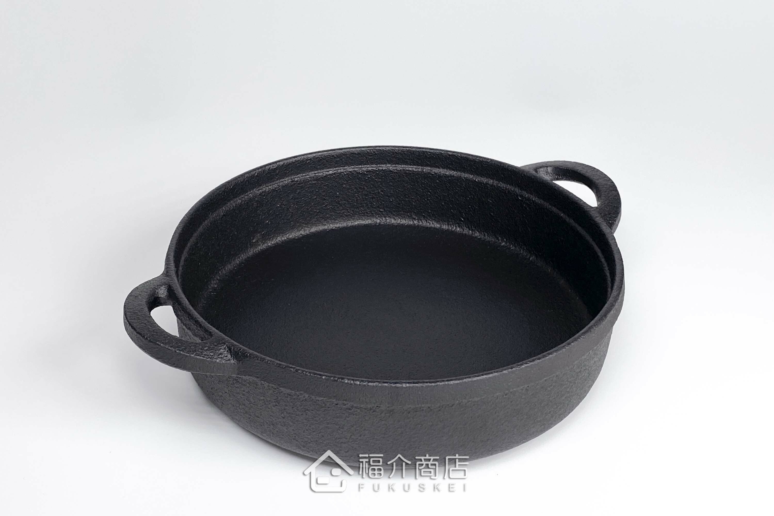 黑色鑄鐵製的壽喜鍋