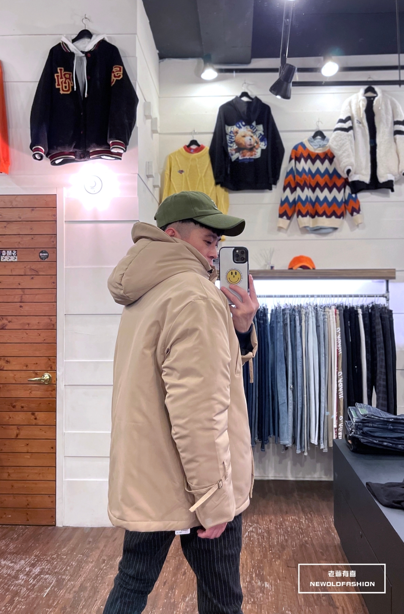 『新品上市』重磅手袖綁帶釘釦鋪棉外套-卡其