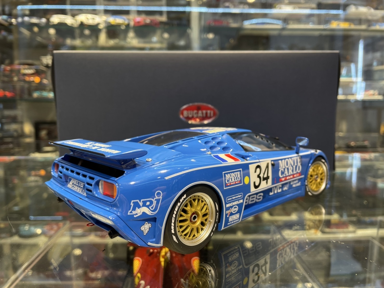 AutoArt 89417 Bugatti EB110 LM Le Mans 24h #34 1/18
