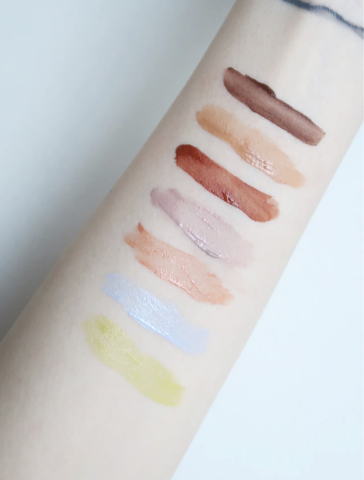 Glossier - Skywash 霧面眼影霜