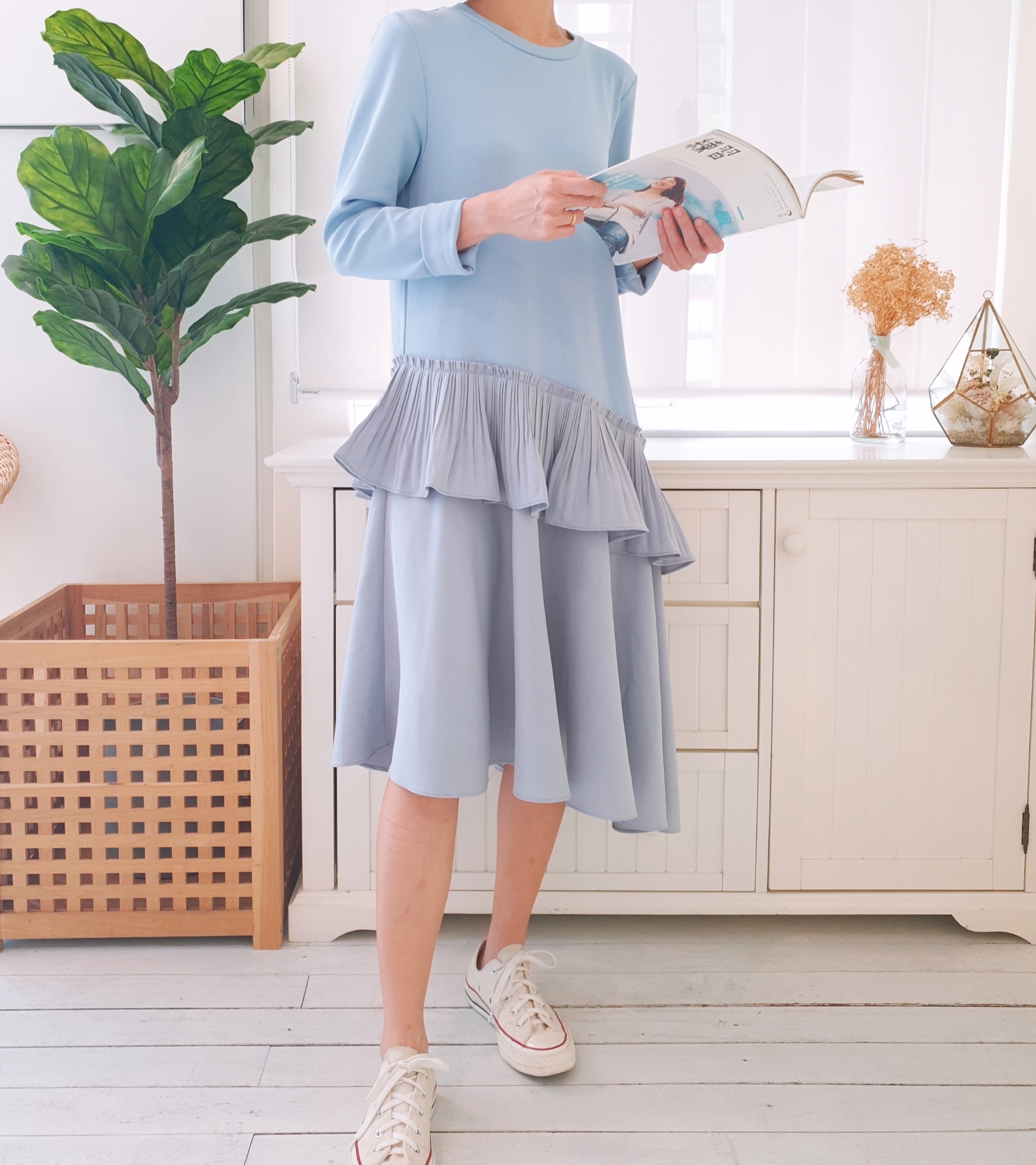 RUFFLED L/SLEEVE MIDI SHIFT DRESS