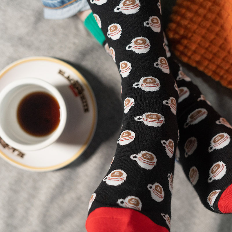 PLAYFUL SOCKS hong kong series milk tea socks large (eu41-46)