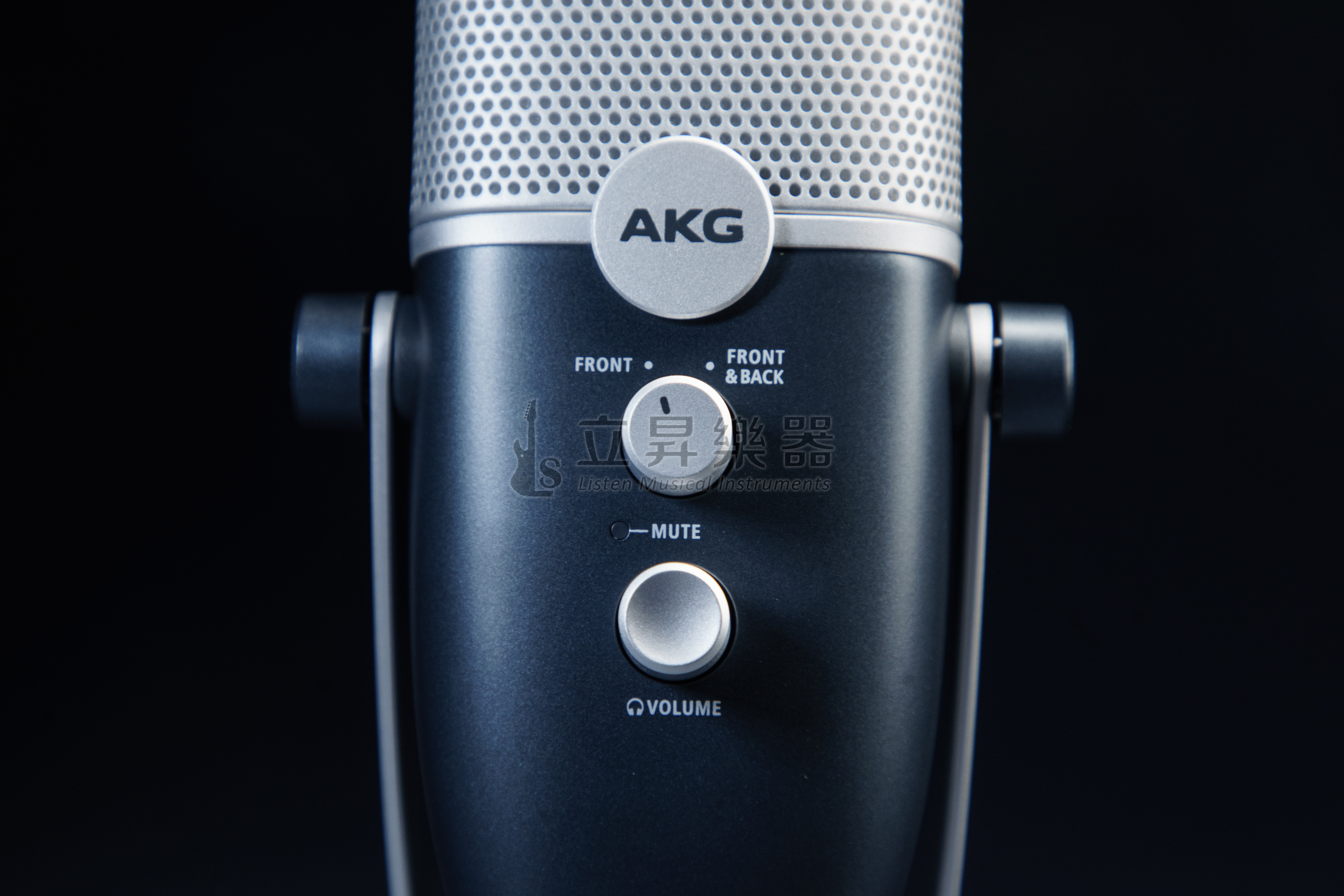 AKG AKG ARA 隨插即用 USB 電容式 麥克風 雙拾音模式 兼容行動裝置 第 4 張圖片｜三峽麥克風