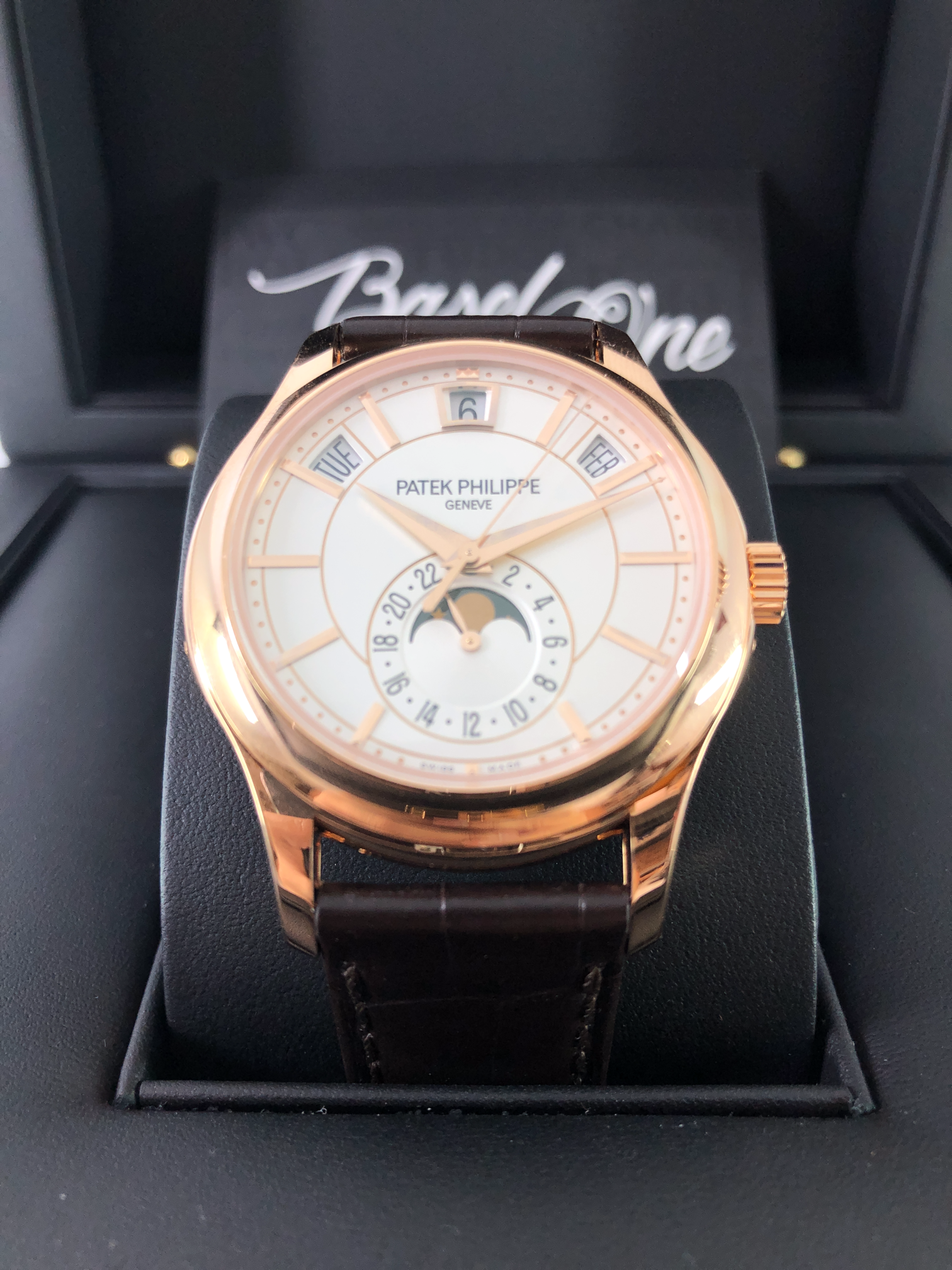 DISCONTINUED BRAND NEW 5205R PATEK PHILIPPE COMPLICATIONS SELF-WINDING WHITE BLACK ANNUAL CALENDAR MOON PHASE
