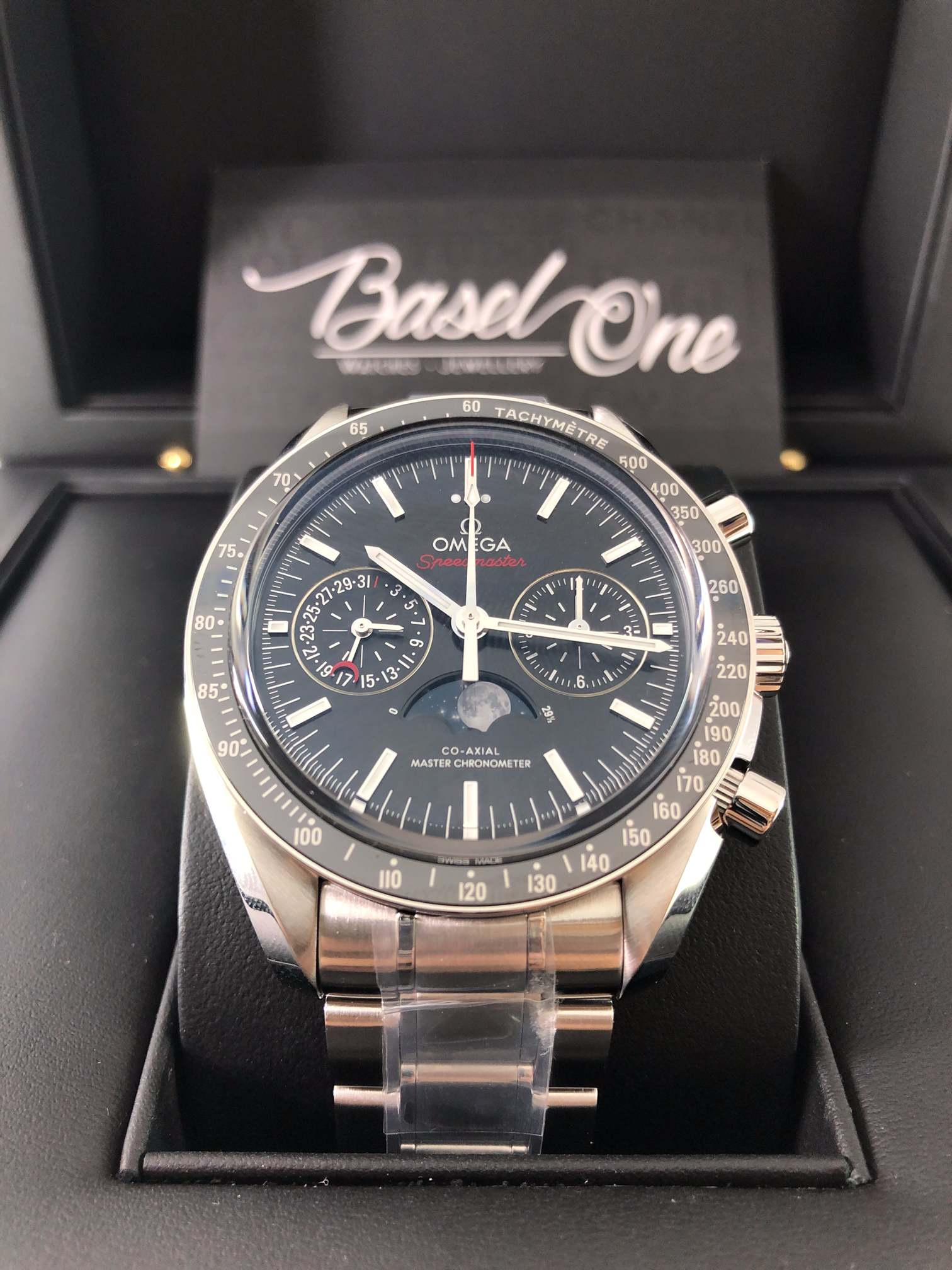 BRAND NEW OMEGA SPEEDMASTER 304.30.44.52.01.001  30430445201001  BLACK DIAL STEEL MOONPHASE CO AXIAL MASTER CHRONOMETER MOONPHASE CHRONOGRAPH 44 MM