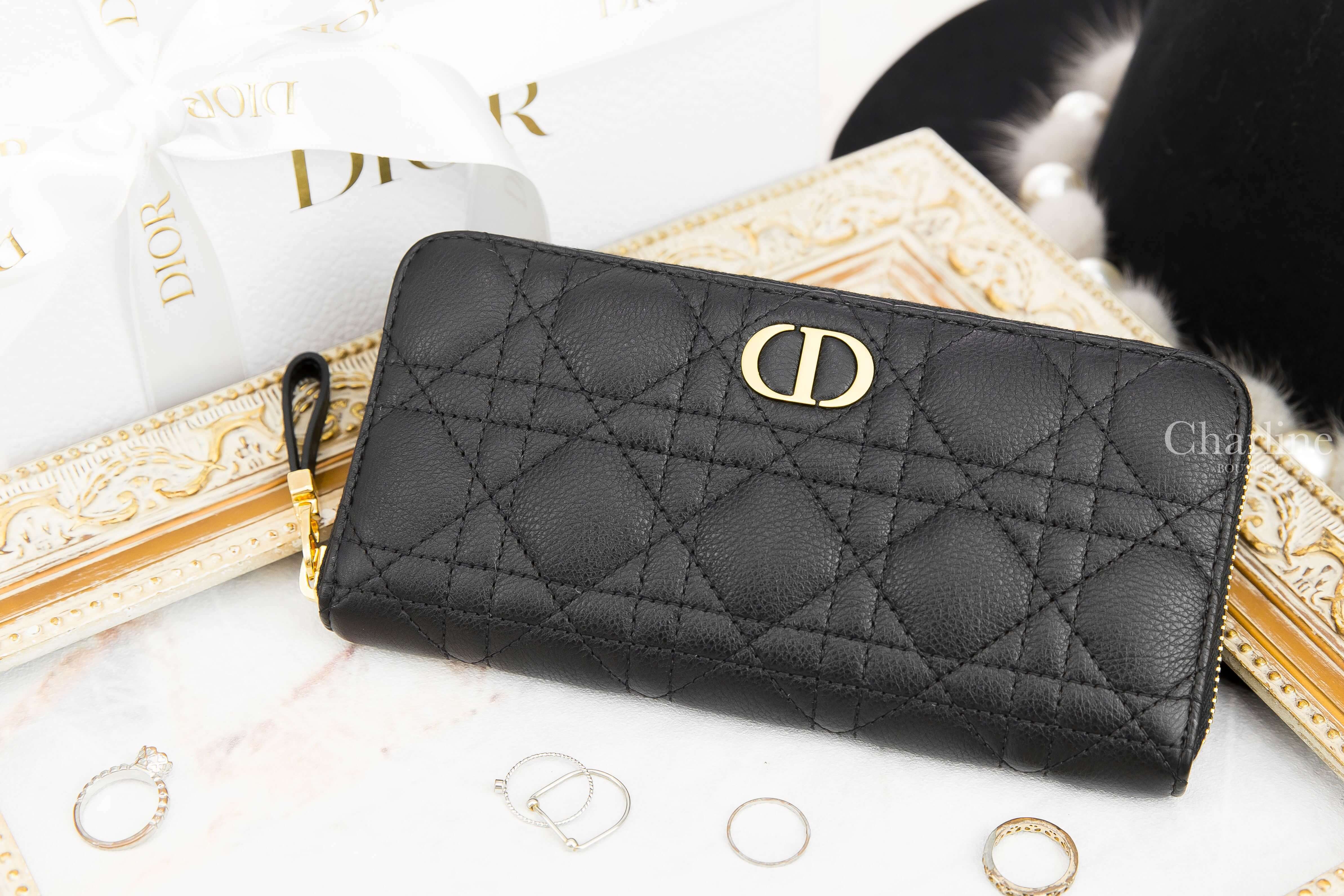 Dior Dior Caro Voyageur Wallet 黑色金釦牛皮藤格紋拉鍊長夾-Charline Boutique 精品代購