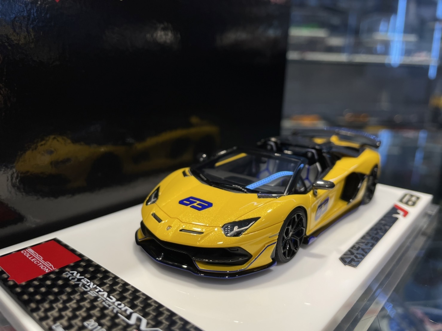 Make Up / EIDOLON EM517A 1/43 Lamborghini Aventador SVJ 63