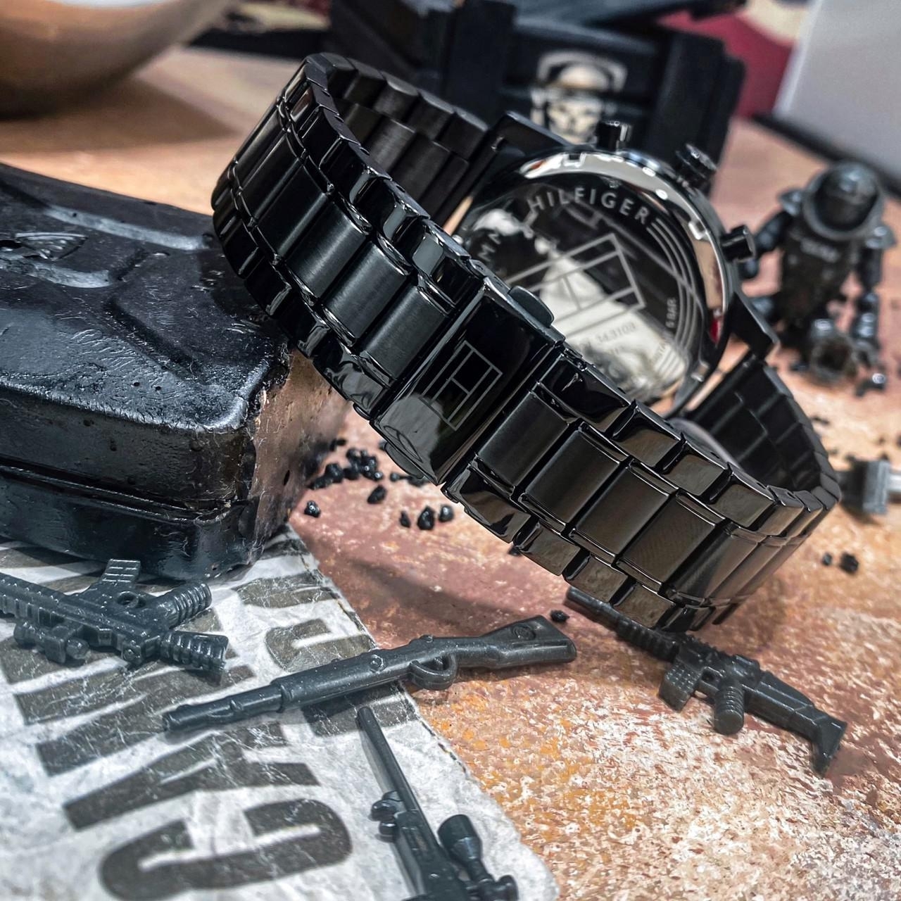 【Tommy Hilfiger】三眼紳士黑鋼腕錶 1791879 44mm 現代鐘錶