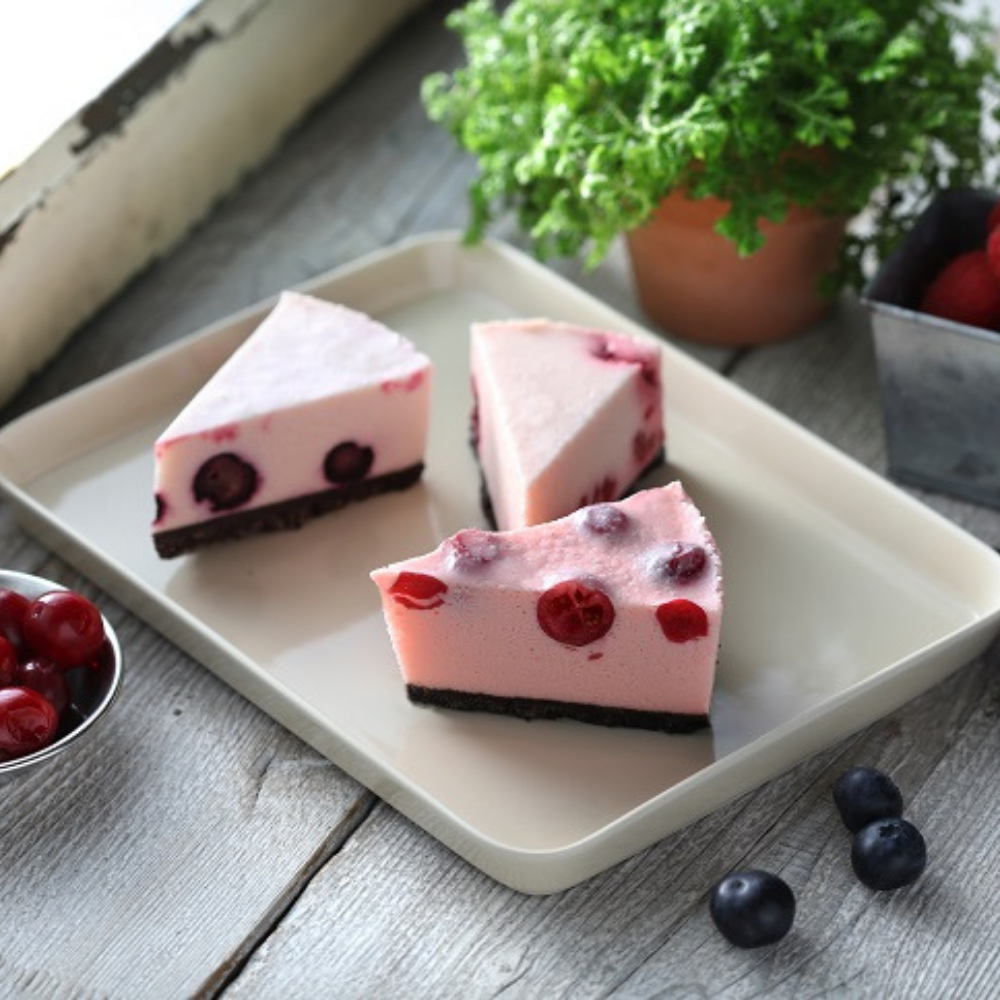 莓類拼盤生乳酪 (8切)