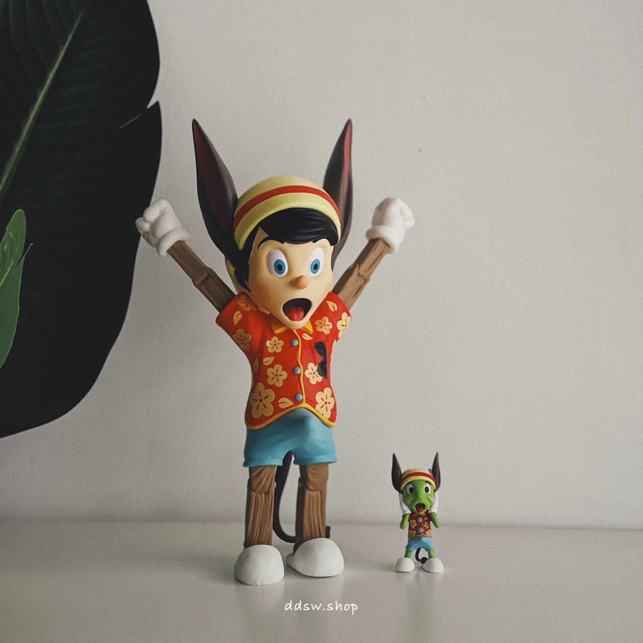 Mighty Jaxx A Wood Awakening 小木偶蟋蟀 驢子耳朵 夏日風情版