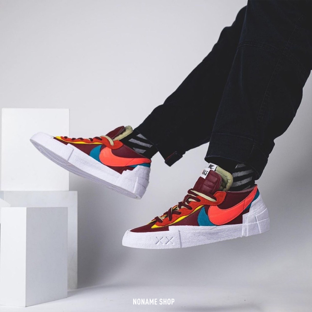 KAWS X SACAI X NIKE Blazer Low "Team Red" 聯名 XX 解構 (男款)
