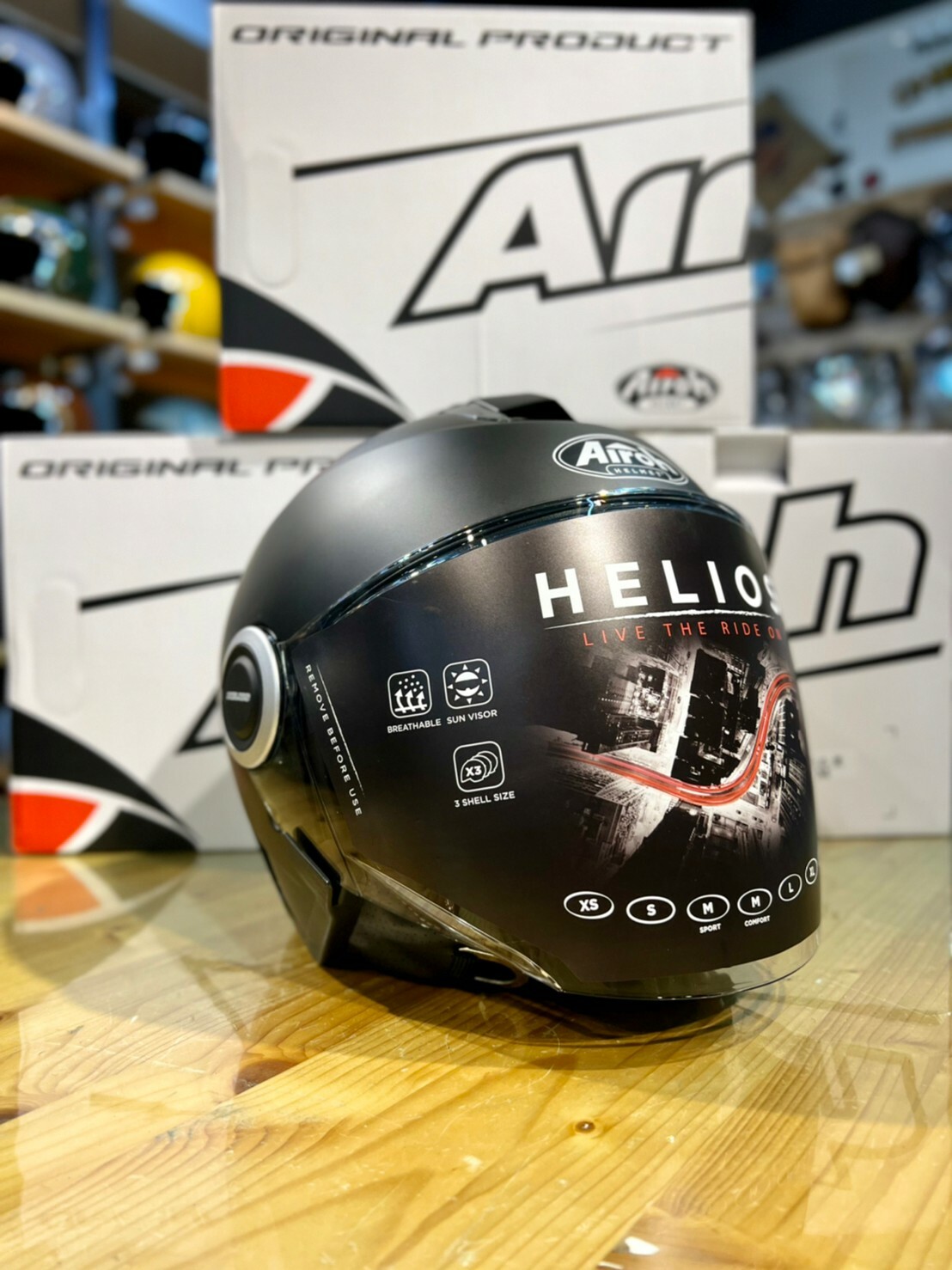 AIROH HELIOS 素色 消光黑 3/4罩