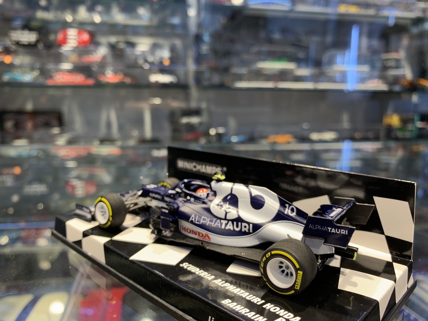 MINICHAMPS Scuderia Alphatauri Honda AT02 2021 F1 1/43